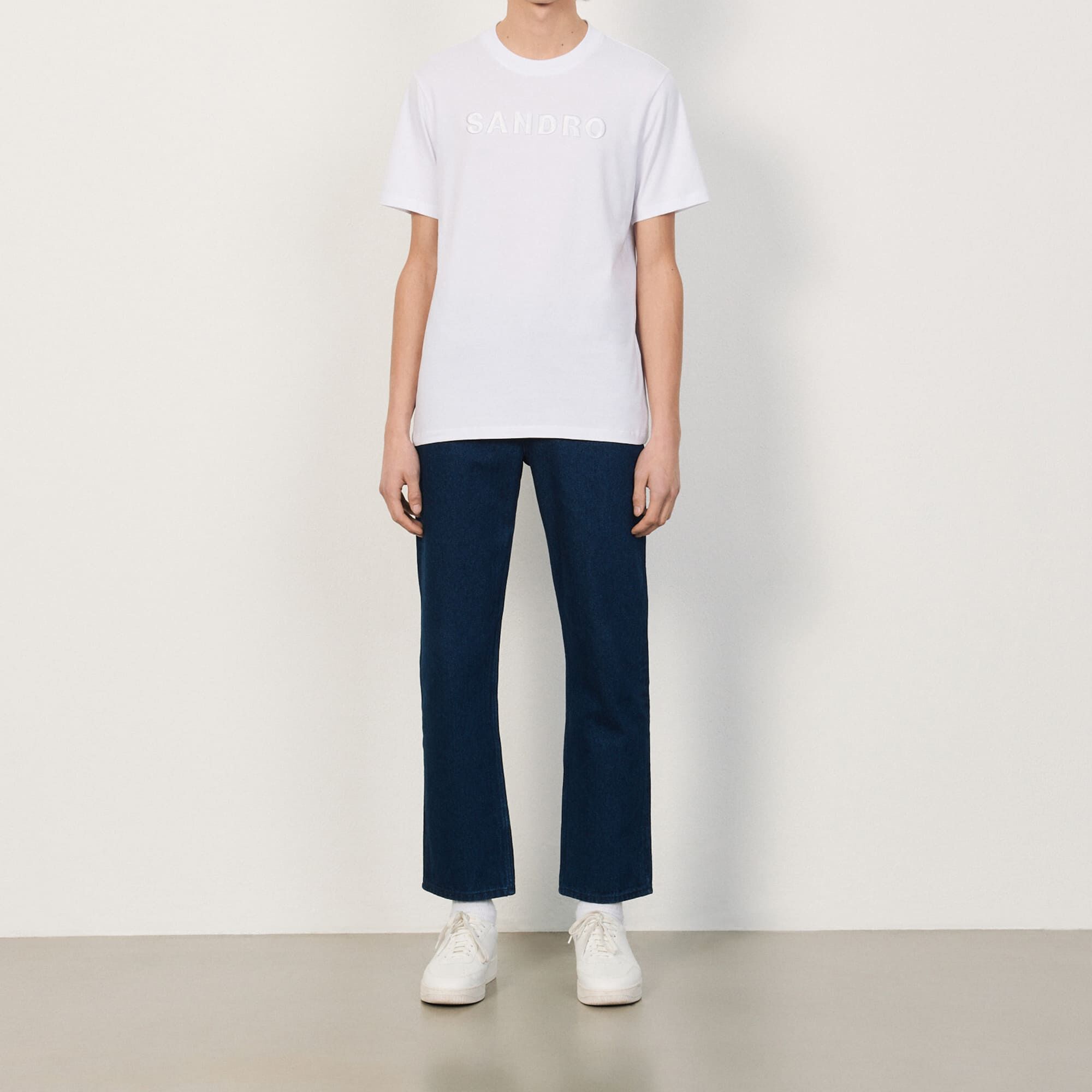 T-shirt ricamata