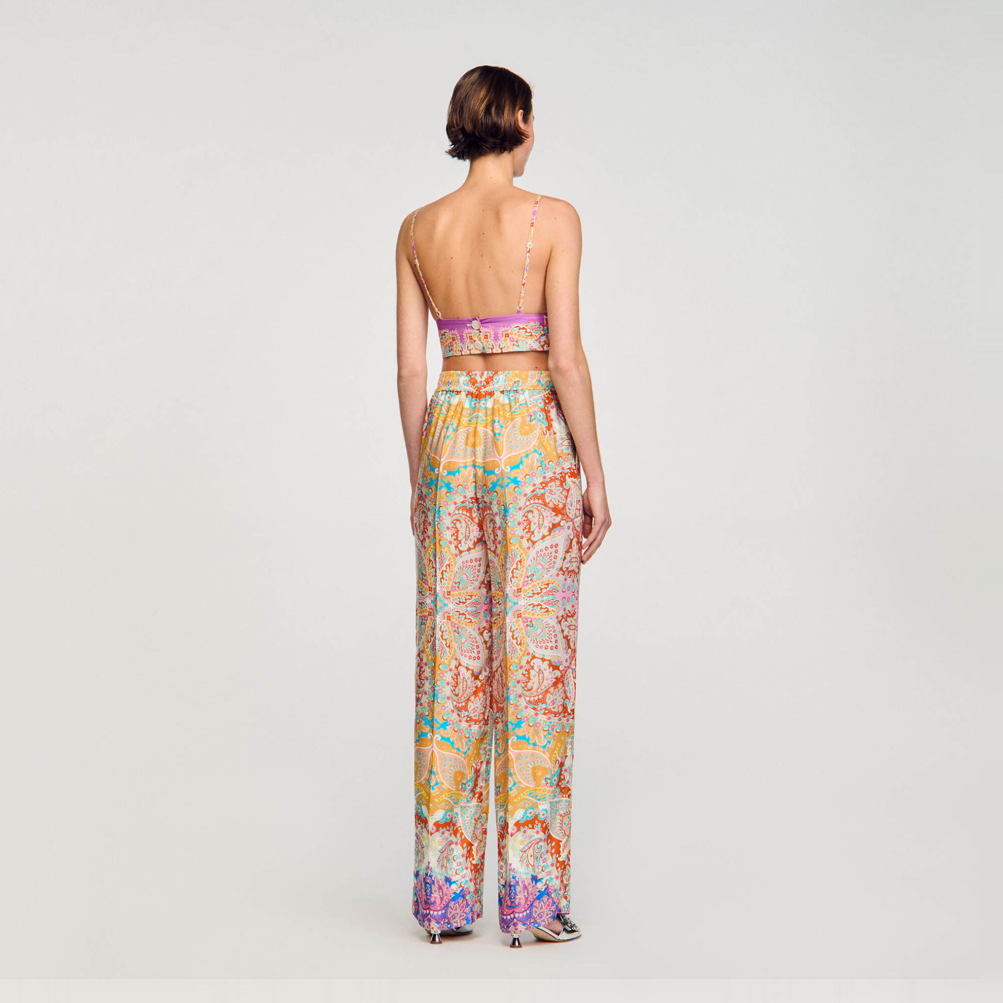 Pantaloni fluidi con stampa