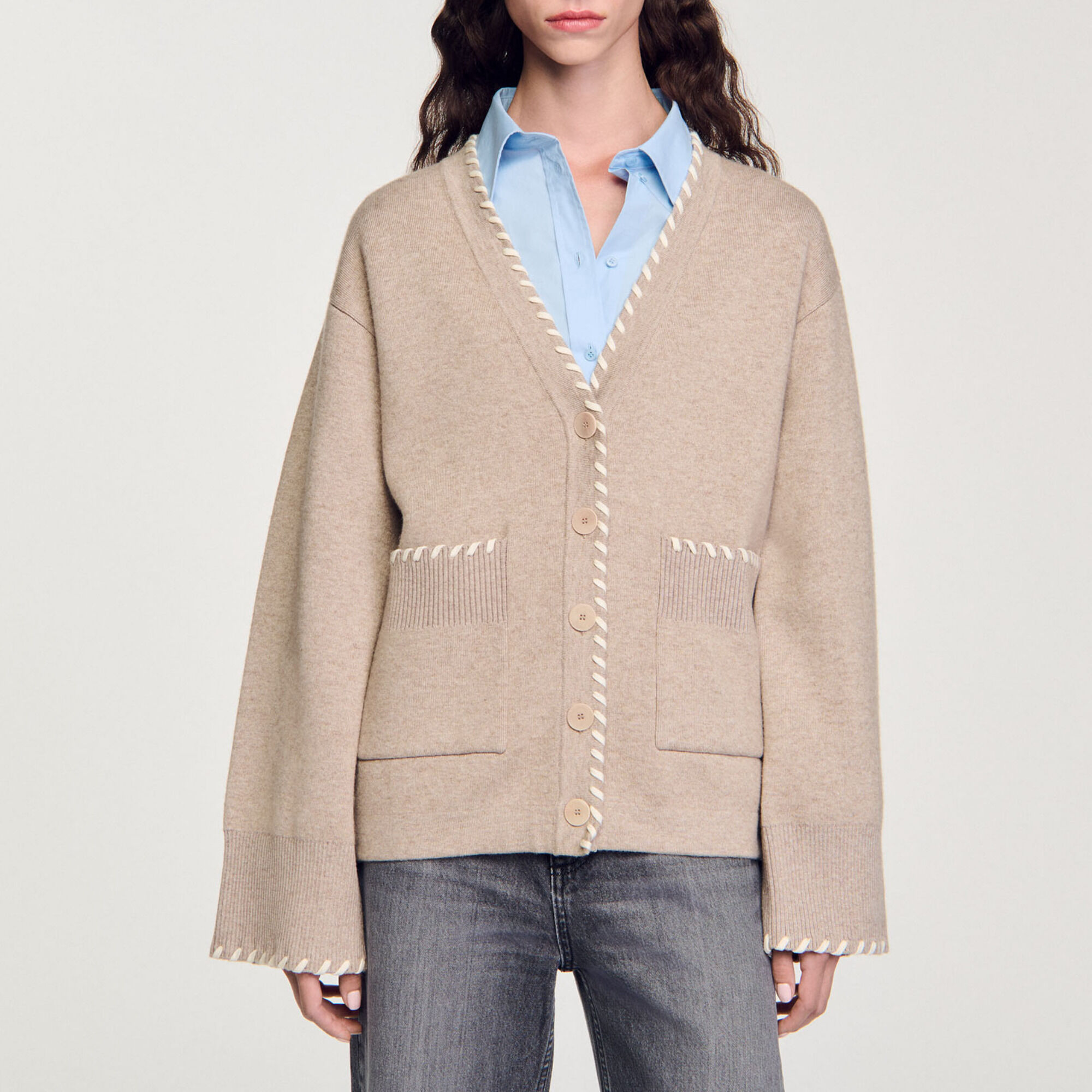 Cardigan con profilo a contrasto