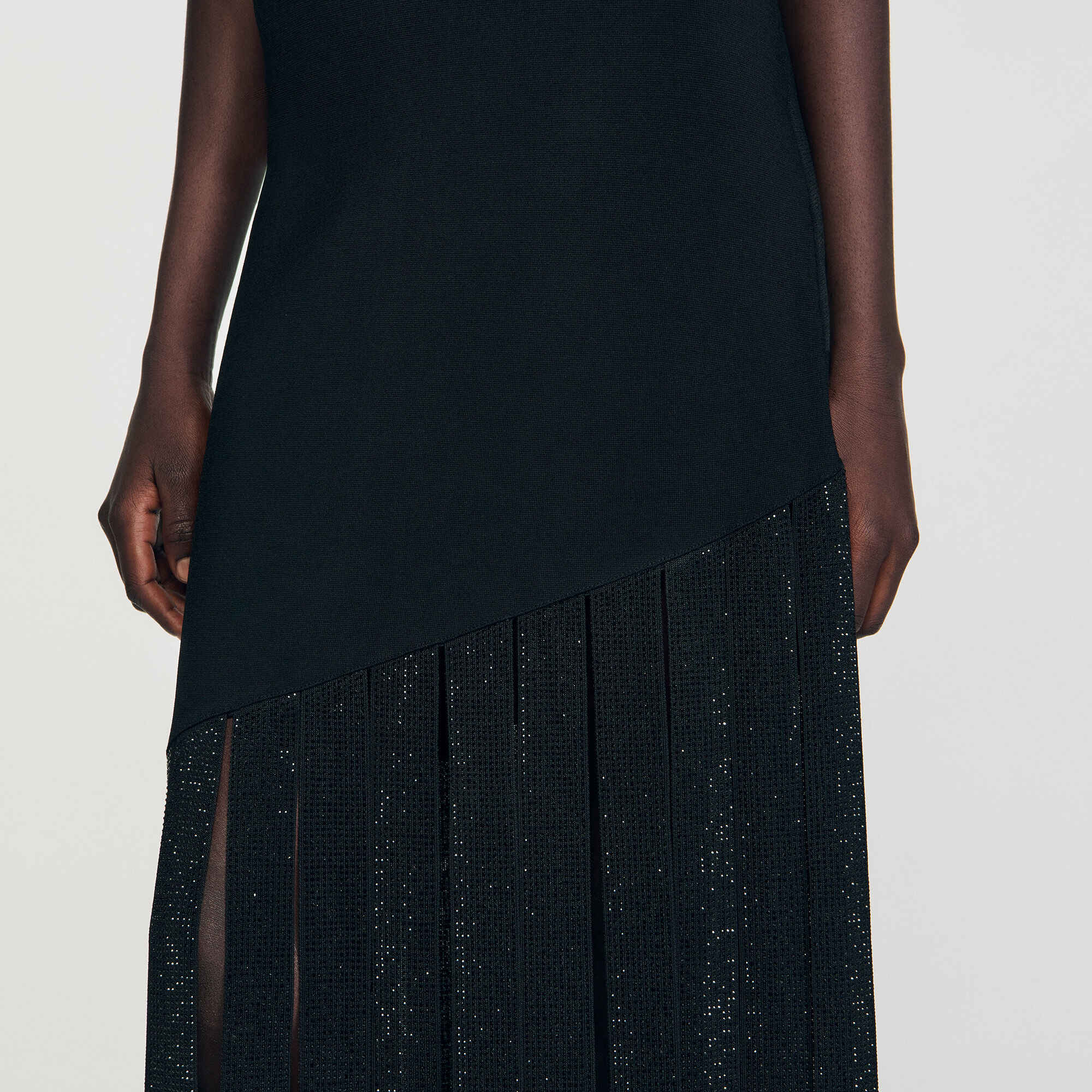 Abito lungo con frange