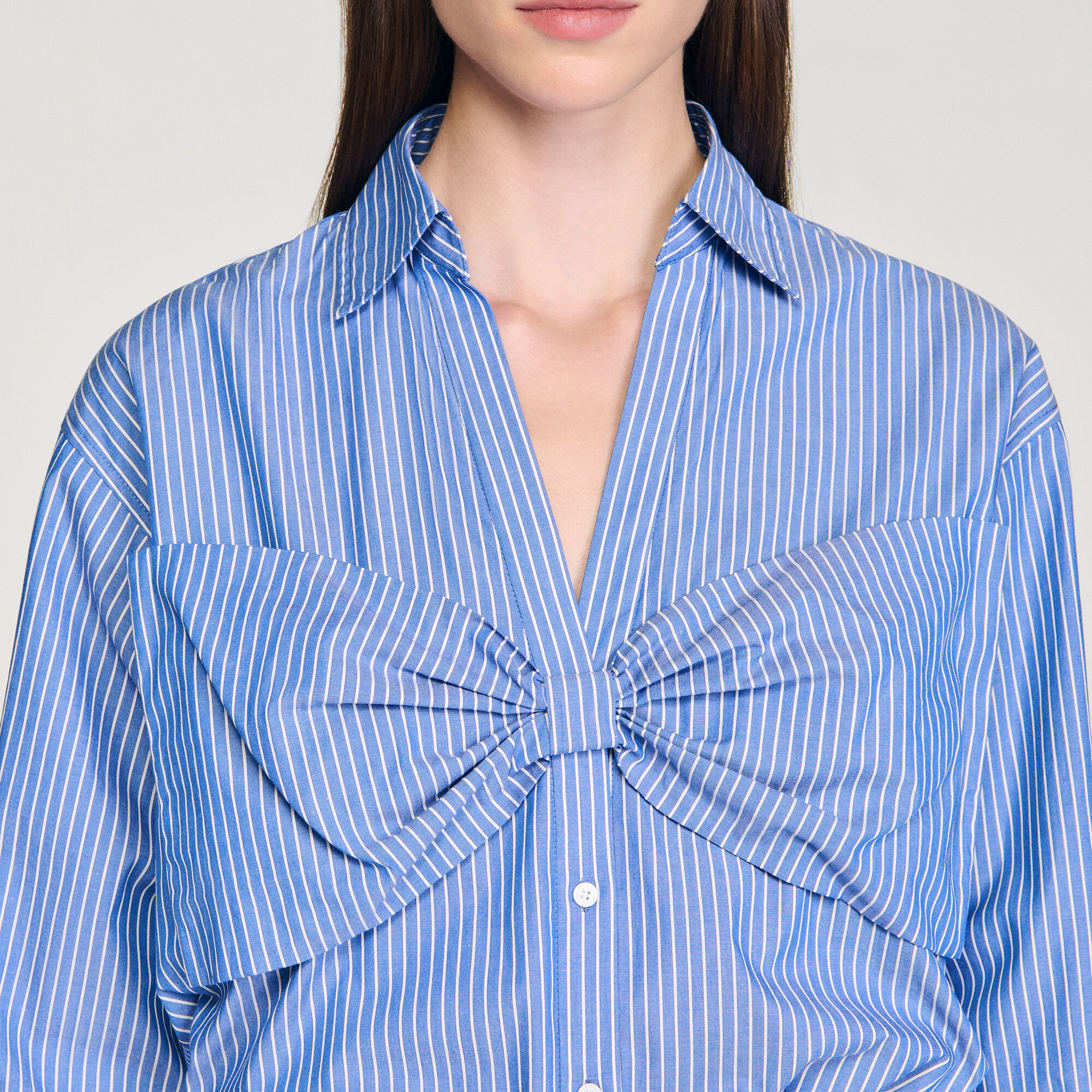 Camicia oversize con nodo