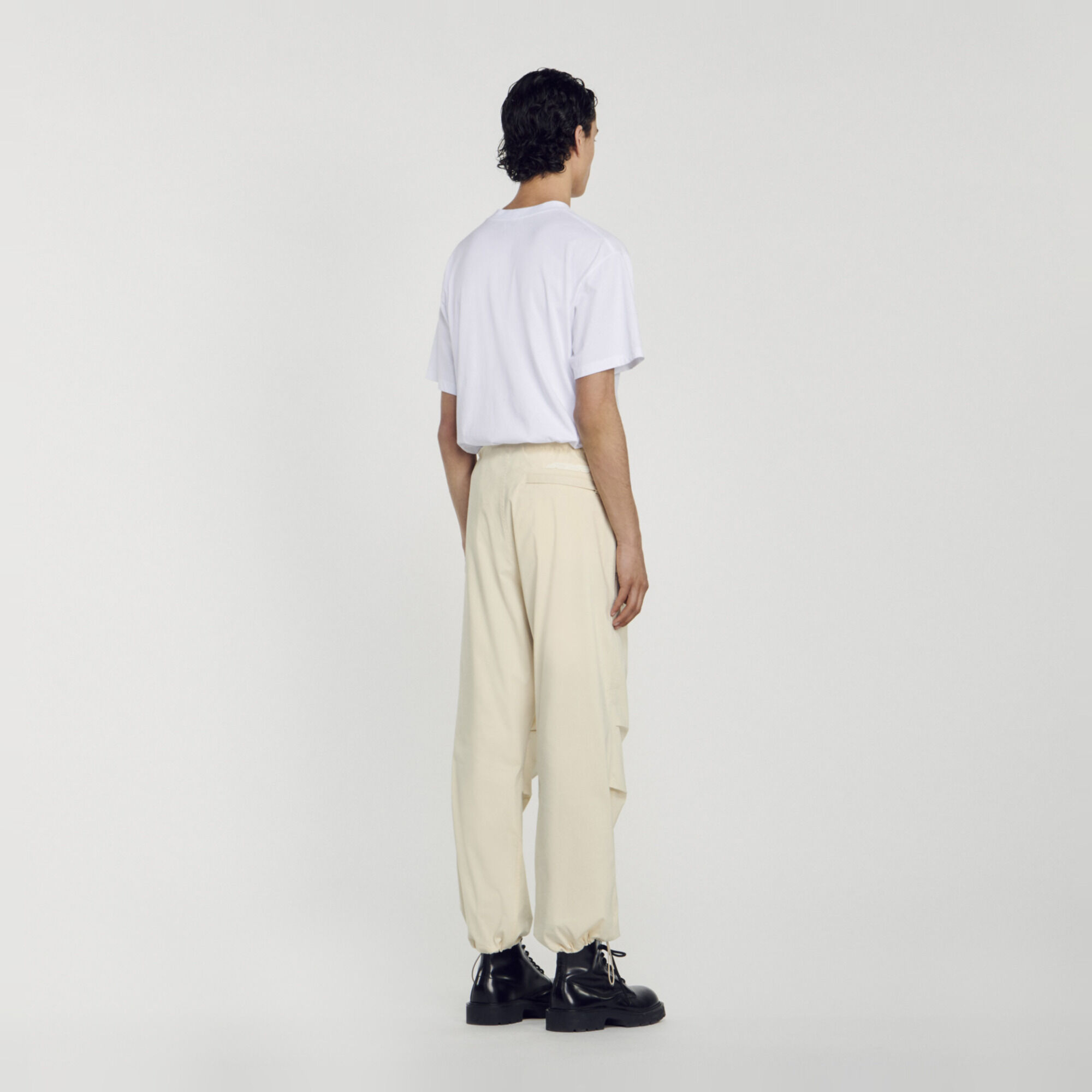 Pantaloni prachute