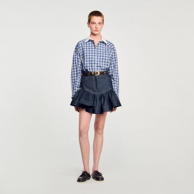 Gonna corta in denim con volant