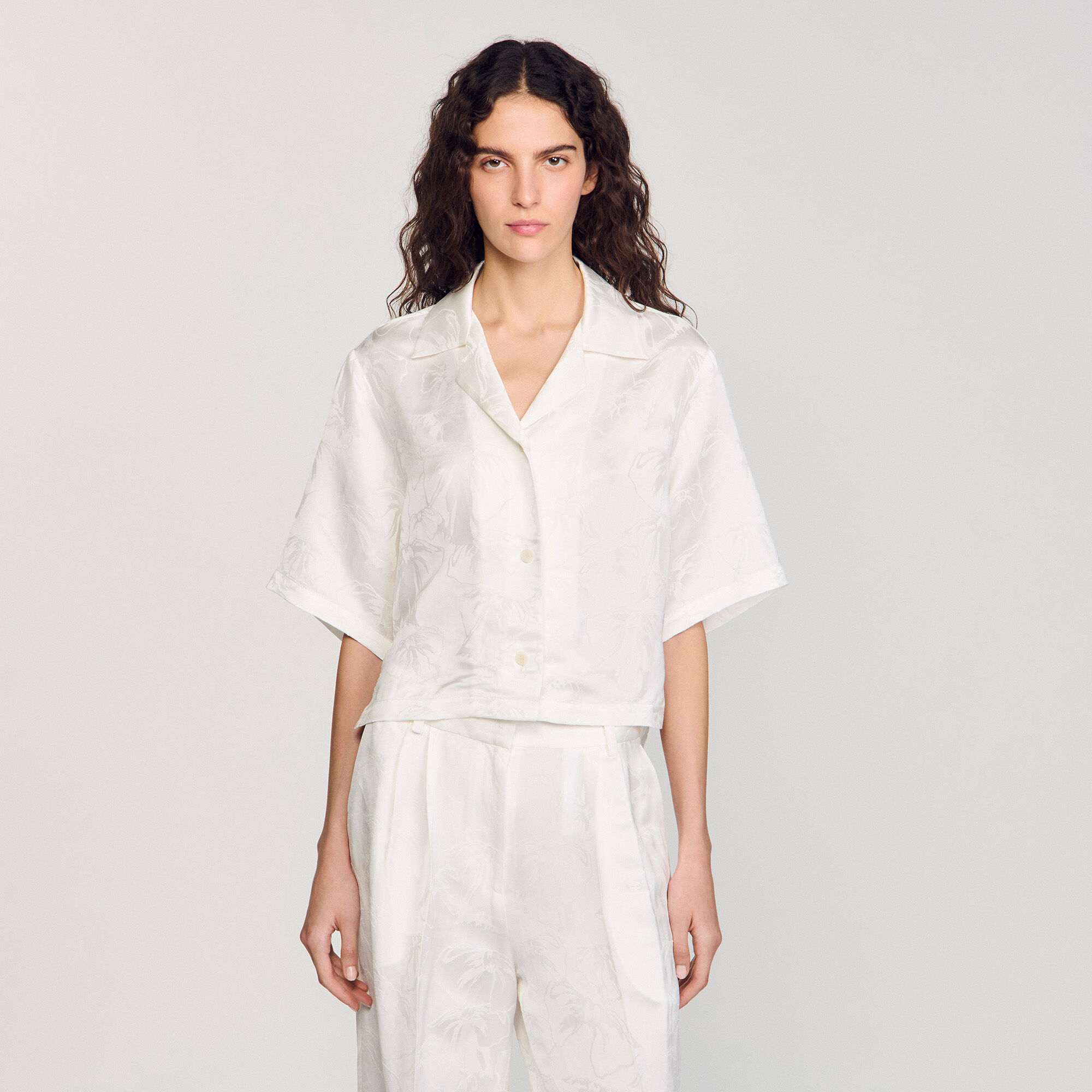 Camicia corta con fiorri in jacquard