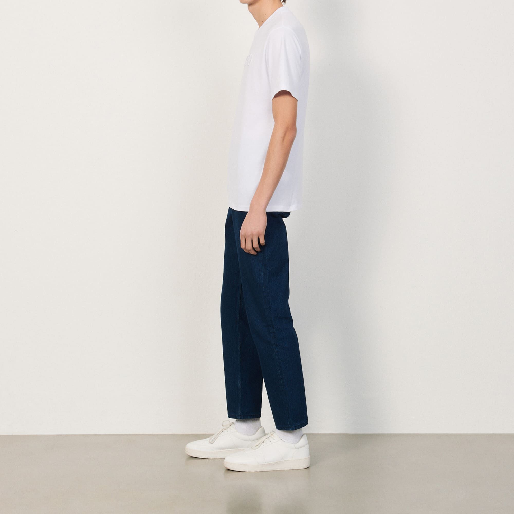 T-shirt ricamata