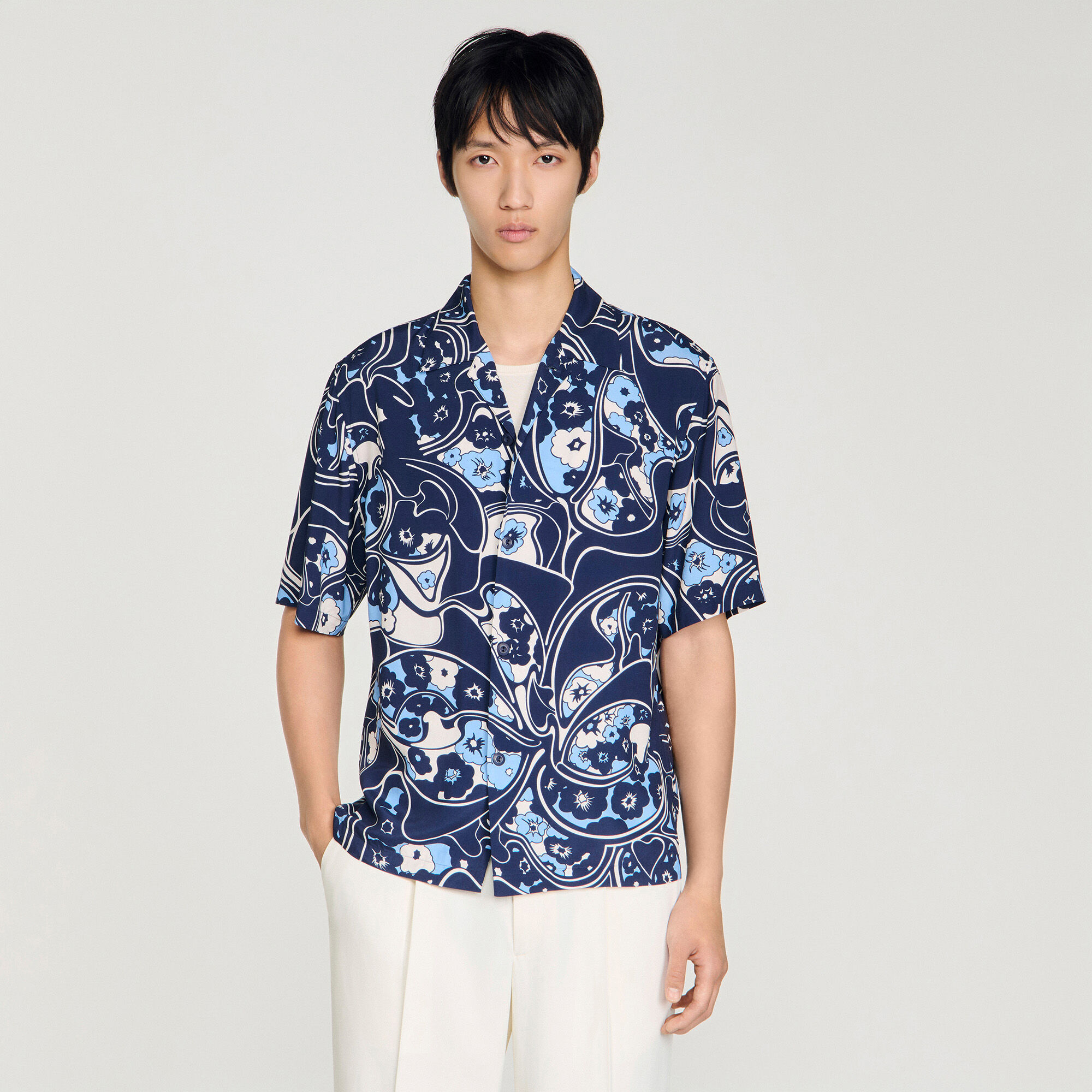 Camicia fluida stampa collo aperto