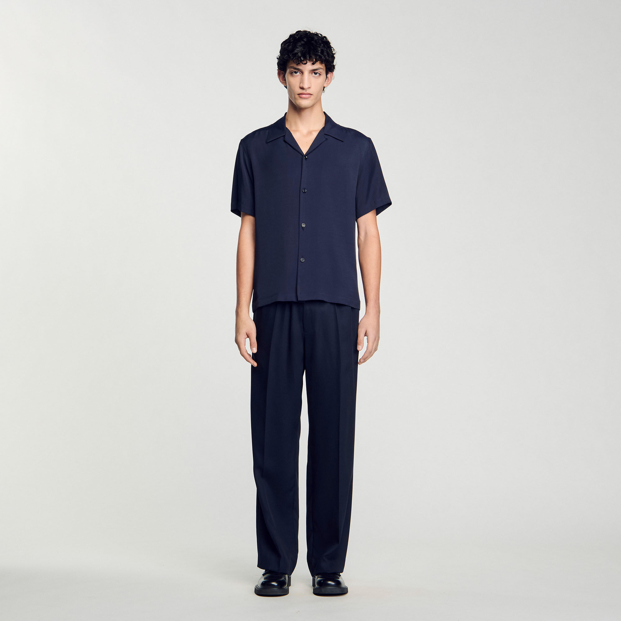 Camicia con colletto aperto
