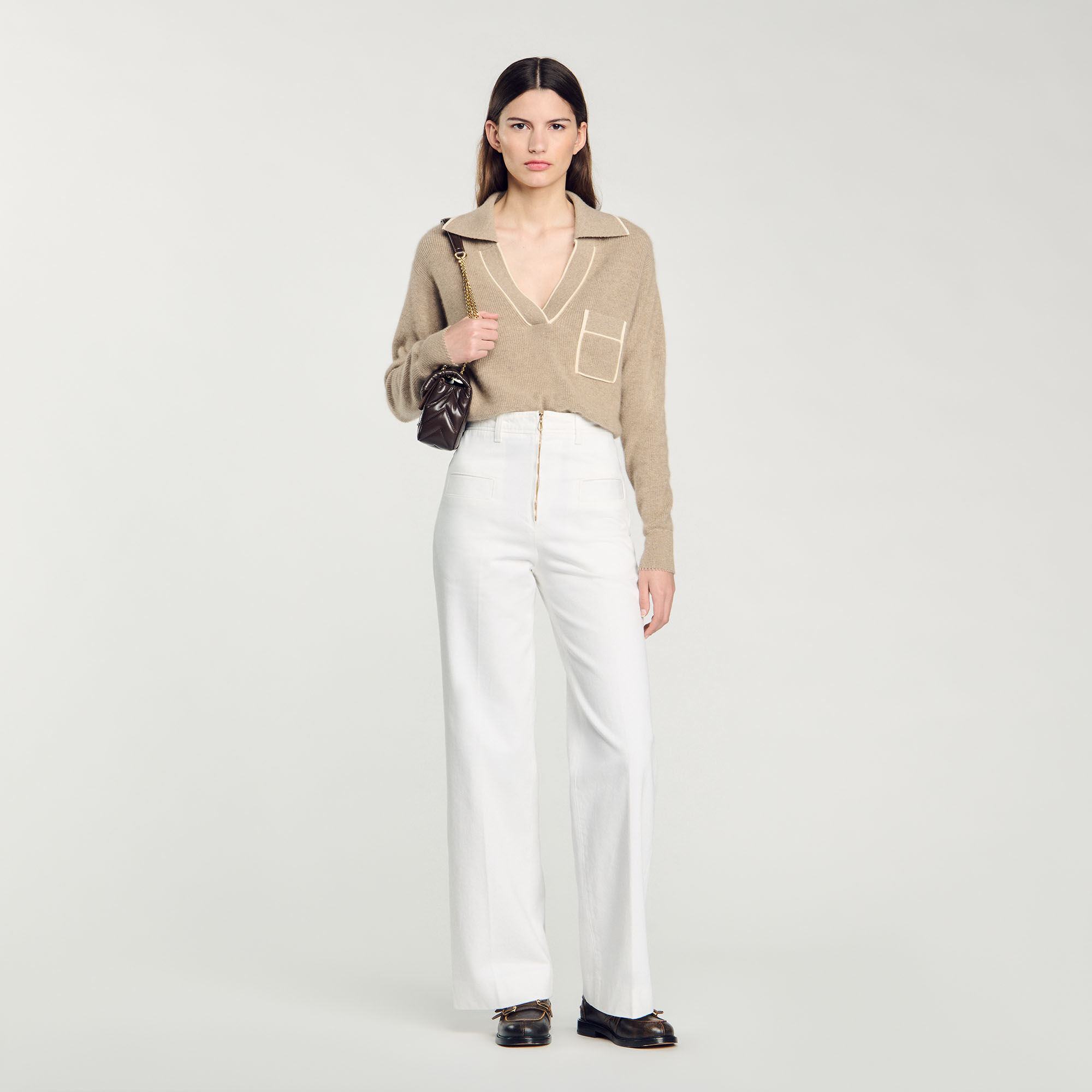 Maglione con colletto a polo aperto