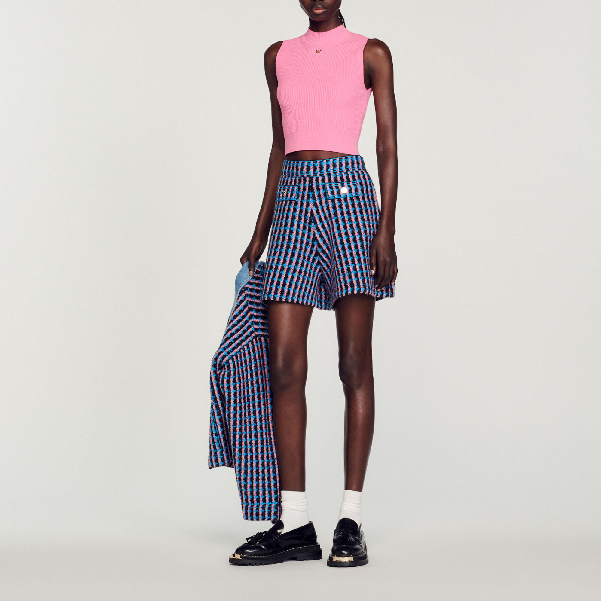 Short in tweed