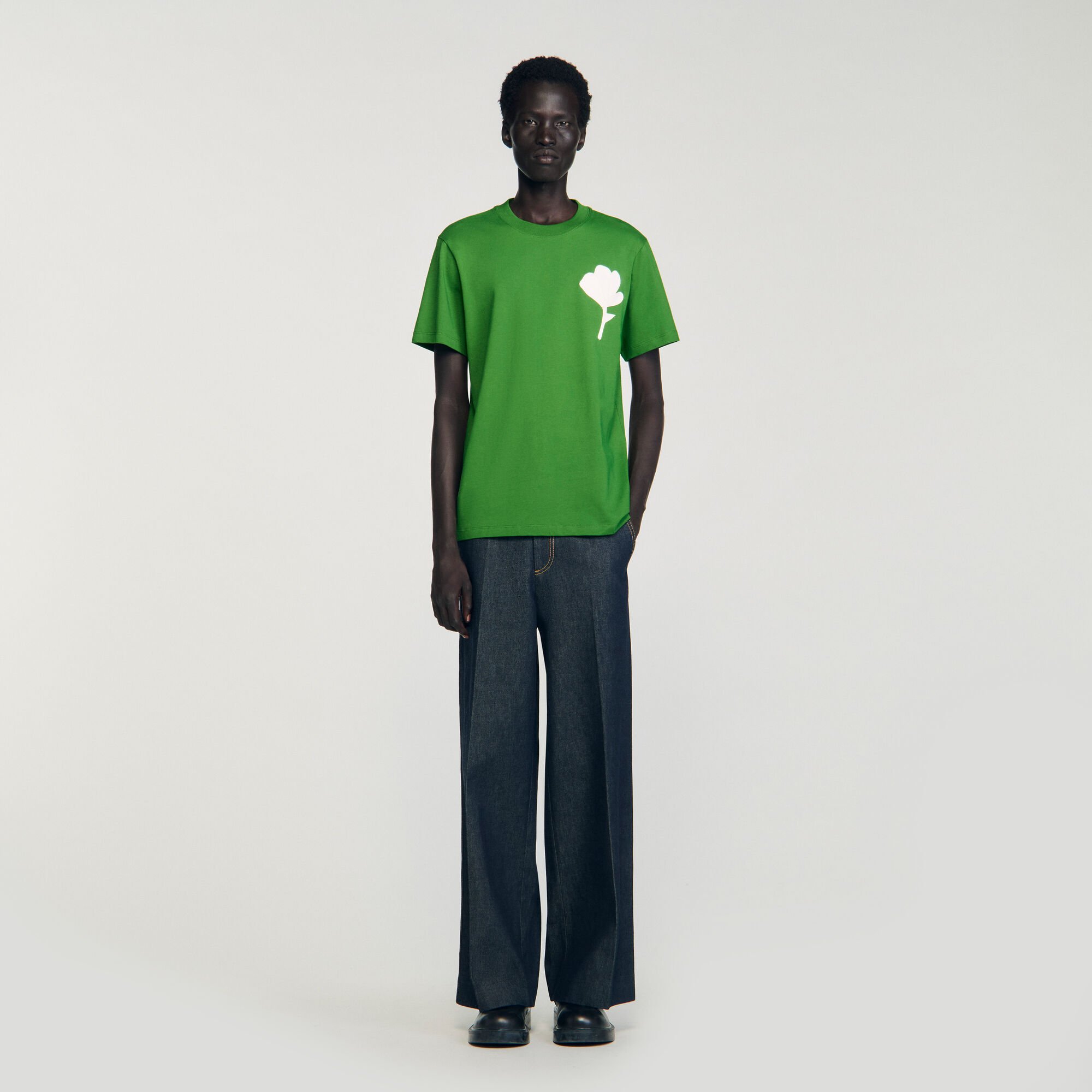 T-shirt con inserto a fiore