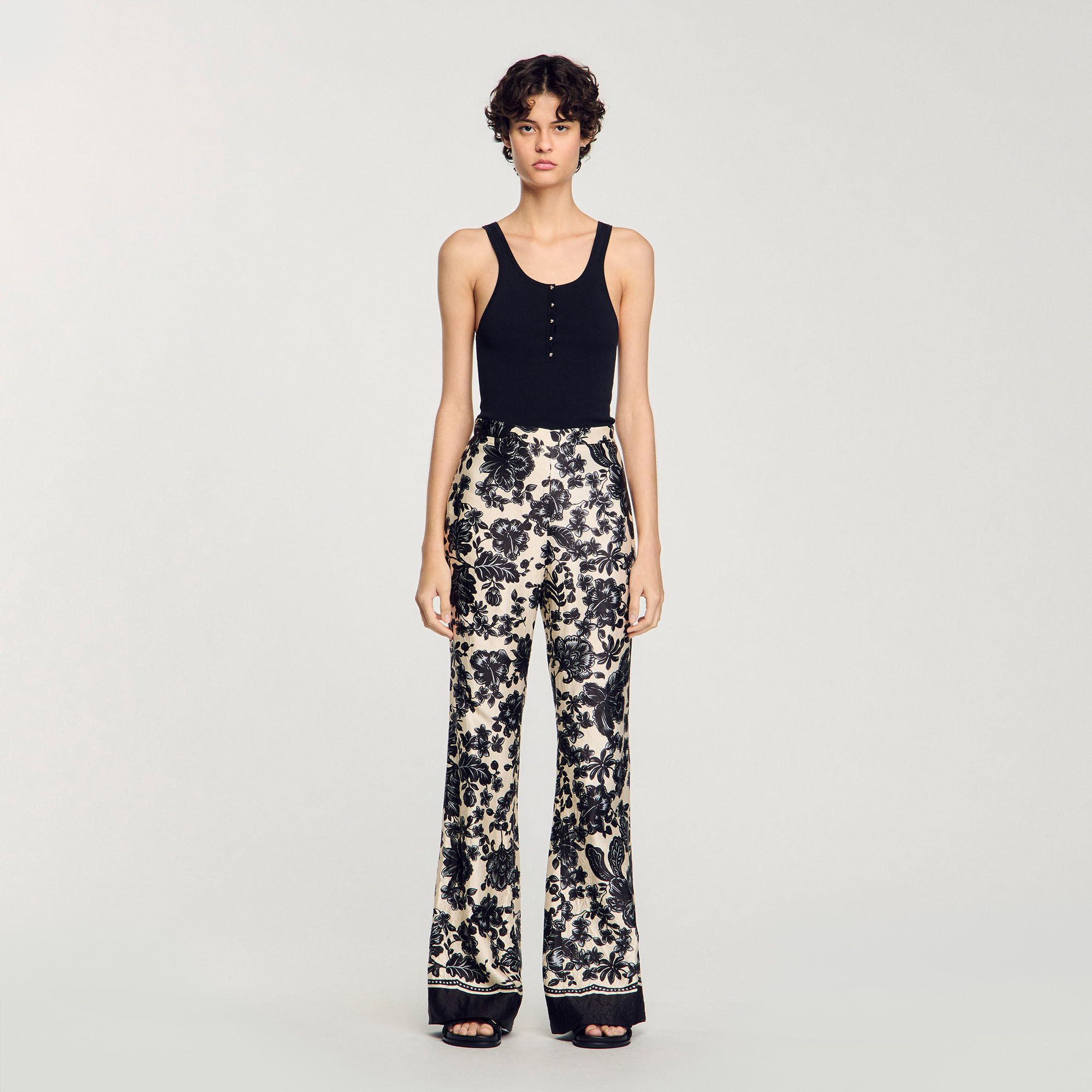 Pantaloni con stampa a fiori