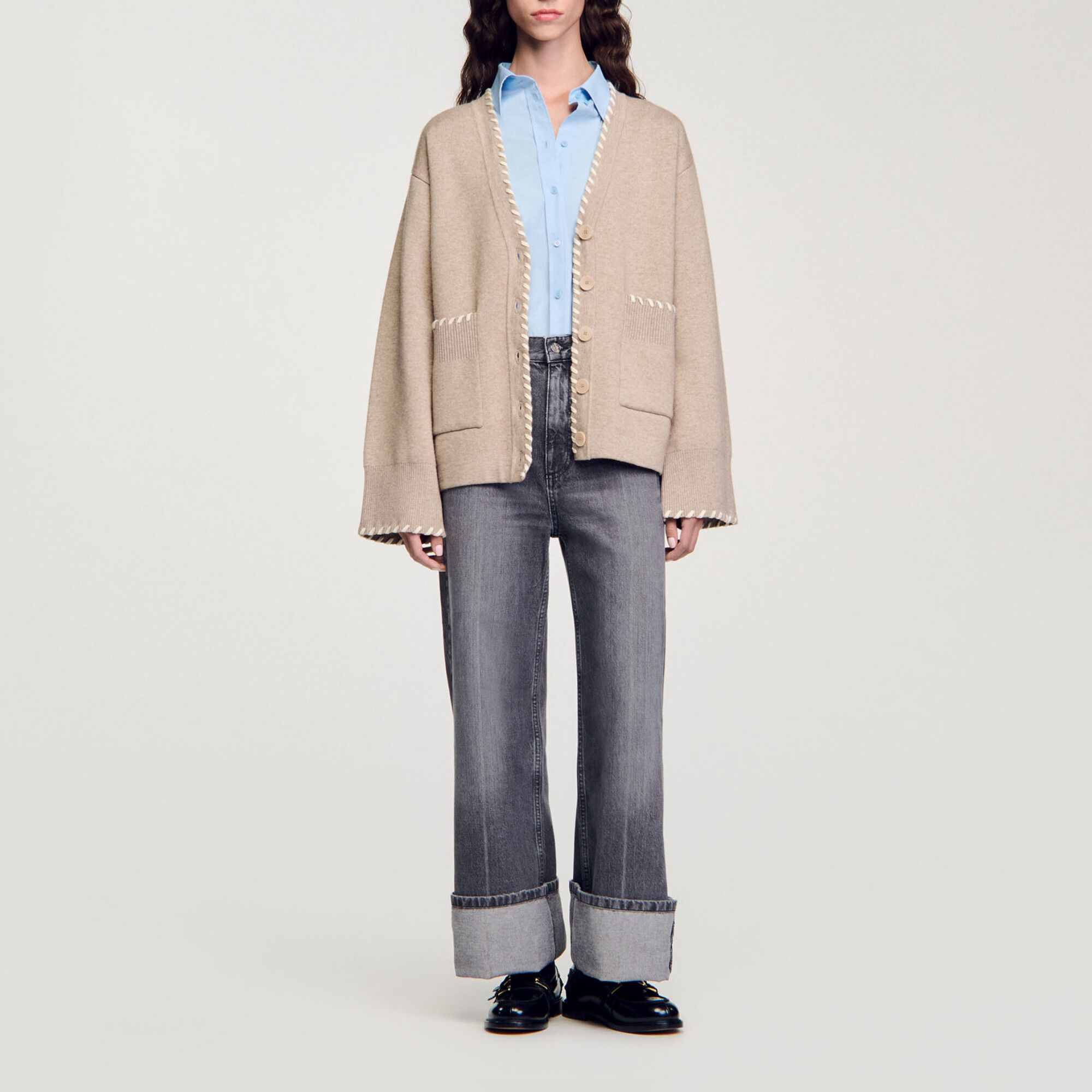 Cardigan con profilo a contrasto