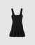 Abito corto in maglia con balze