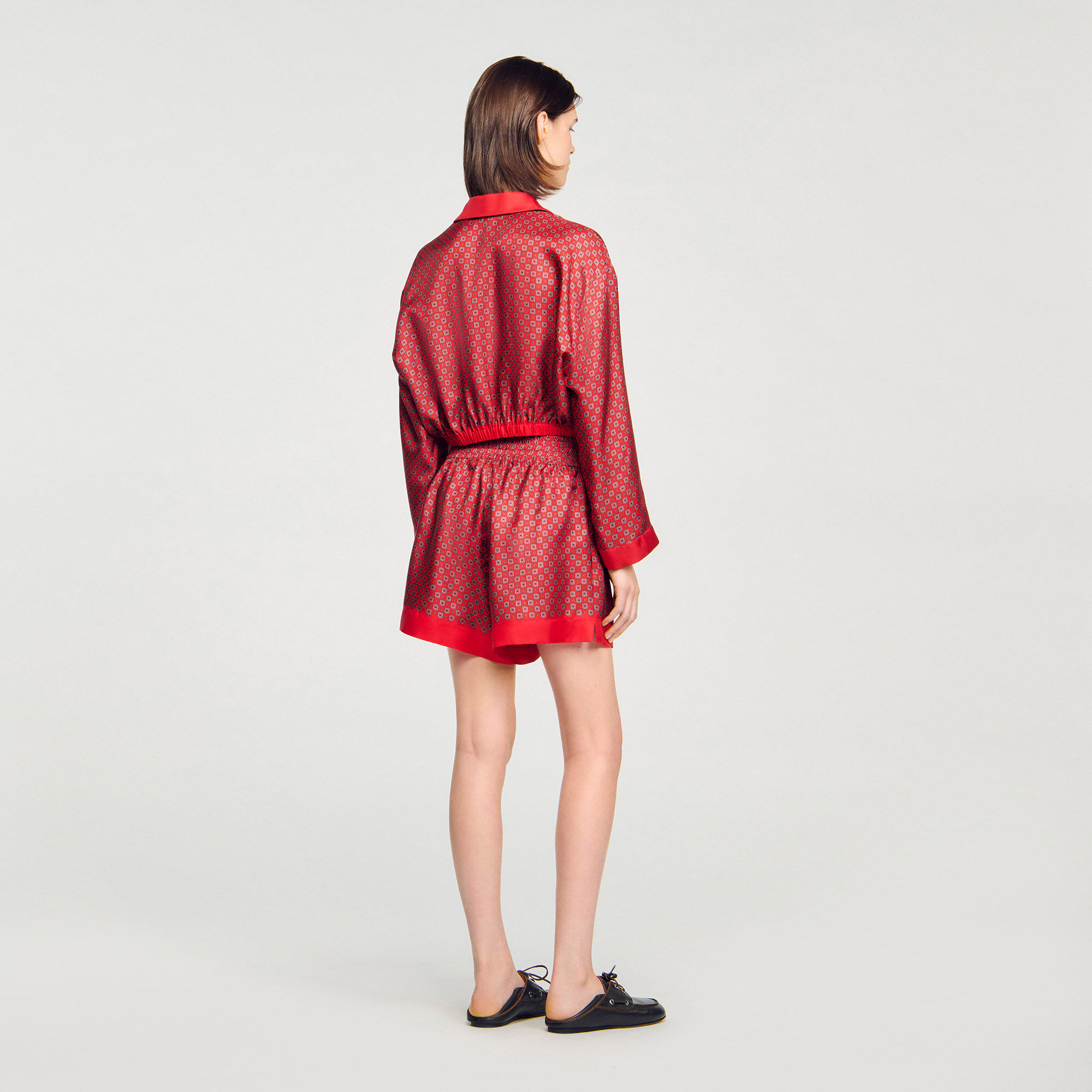 Shorts con stampa foulard