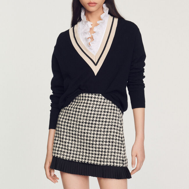 Pullover con scollo a V contrasto