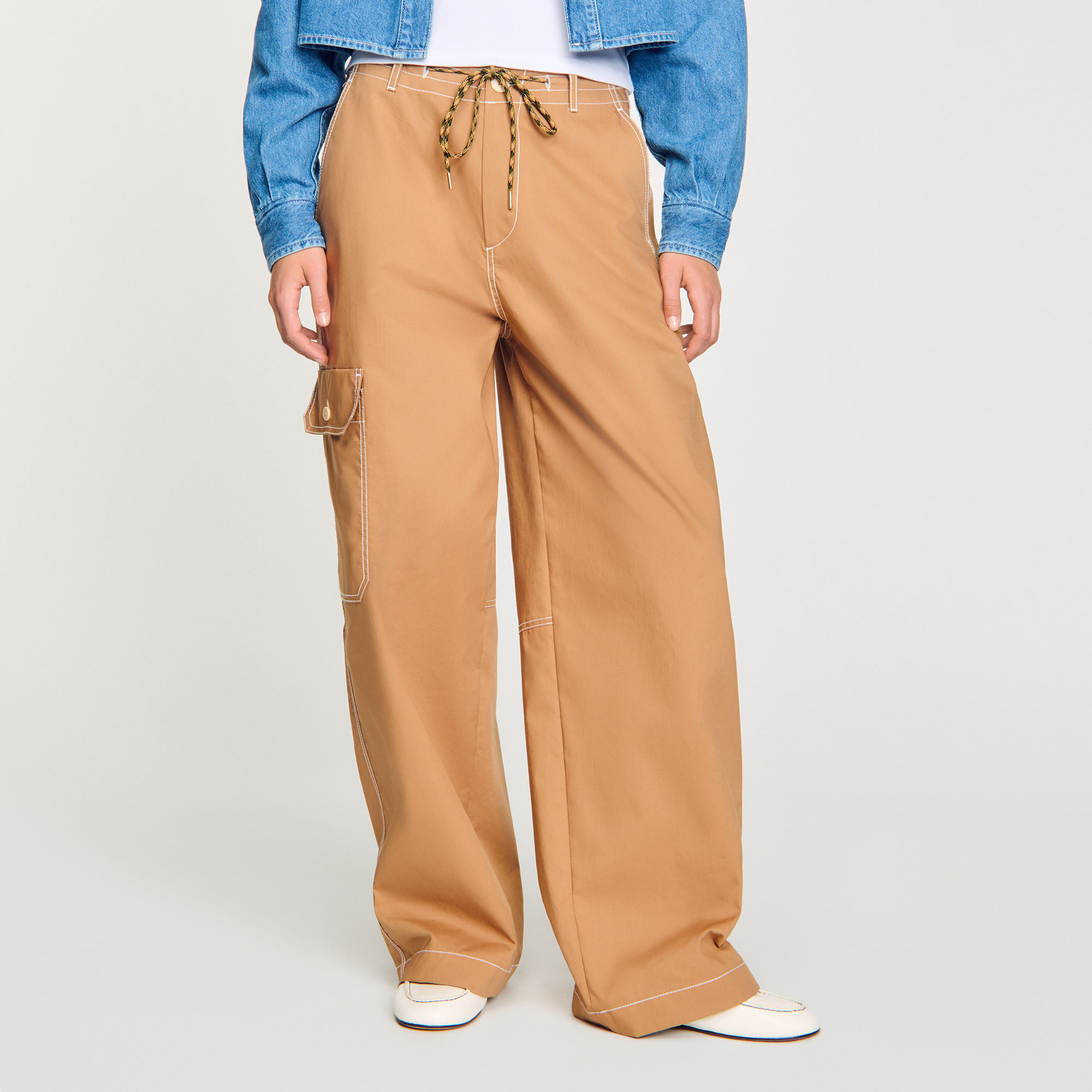 Pantaloni cargo