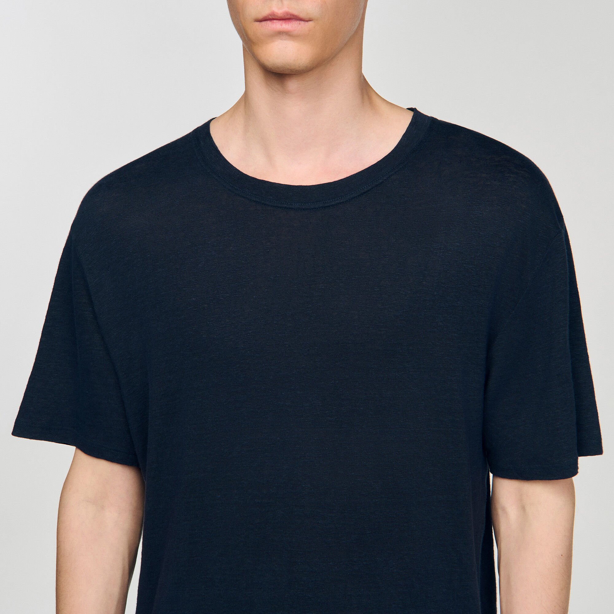 T-shirt in lino certificato