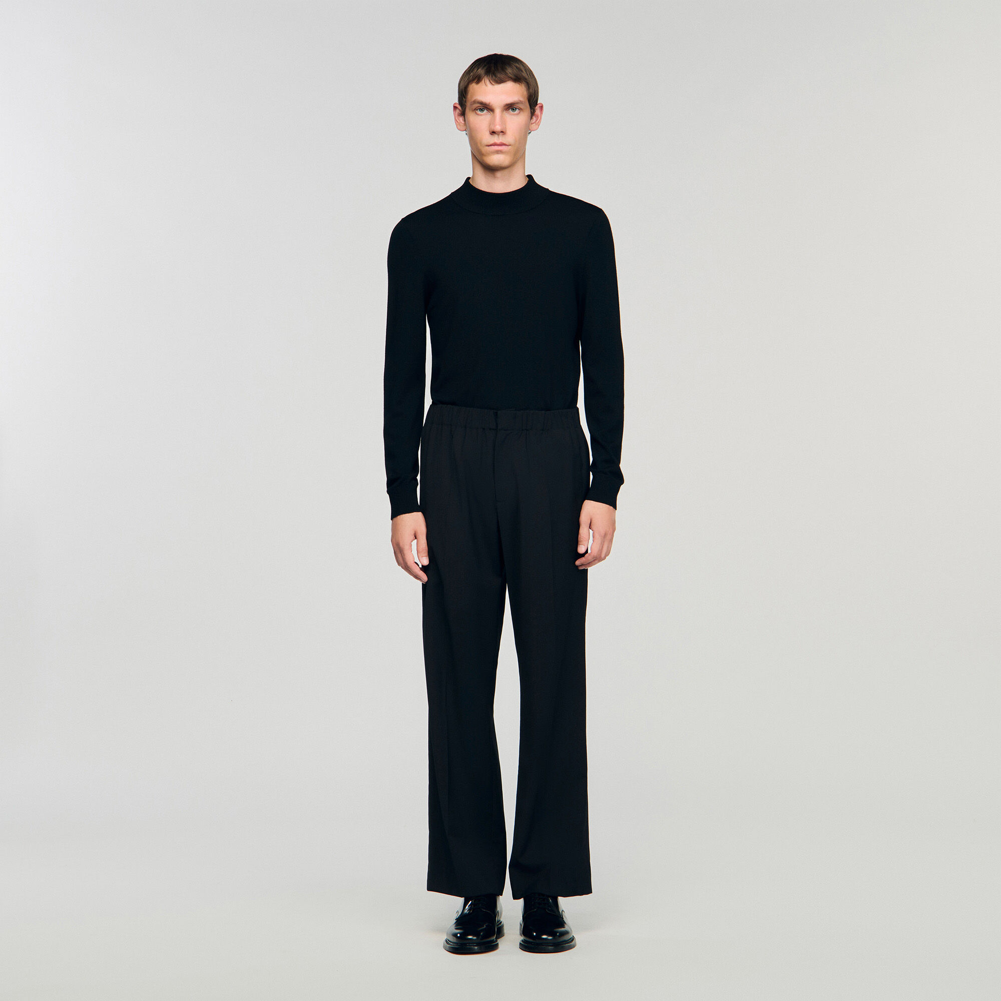 Pantaloni larghi