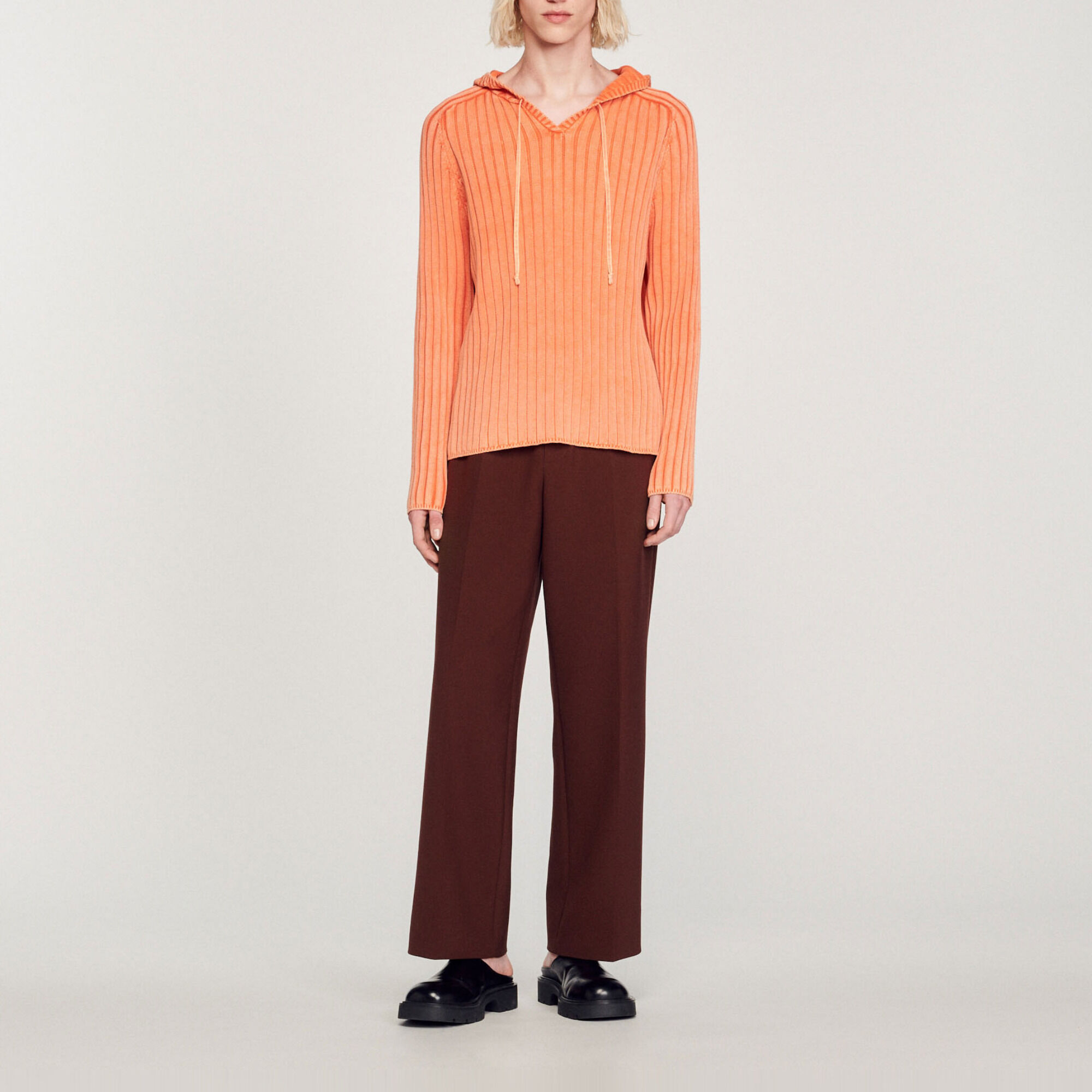 Felpa con cappuccio in maglia délavé