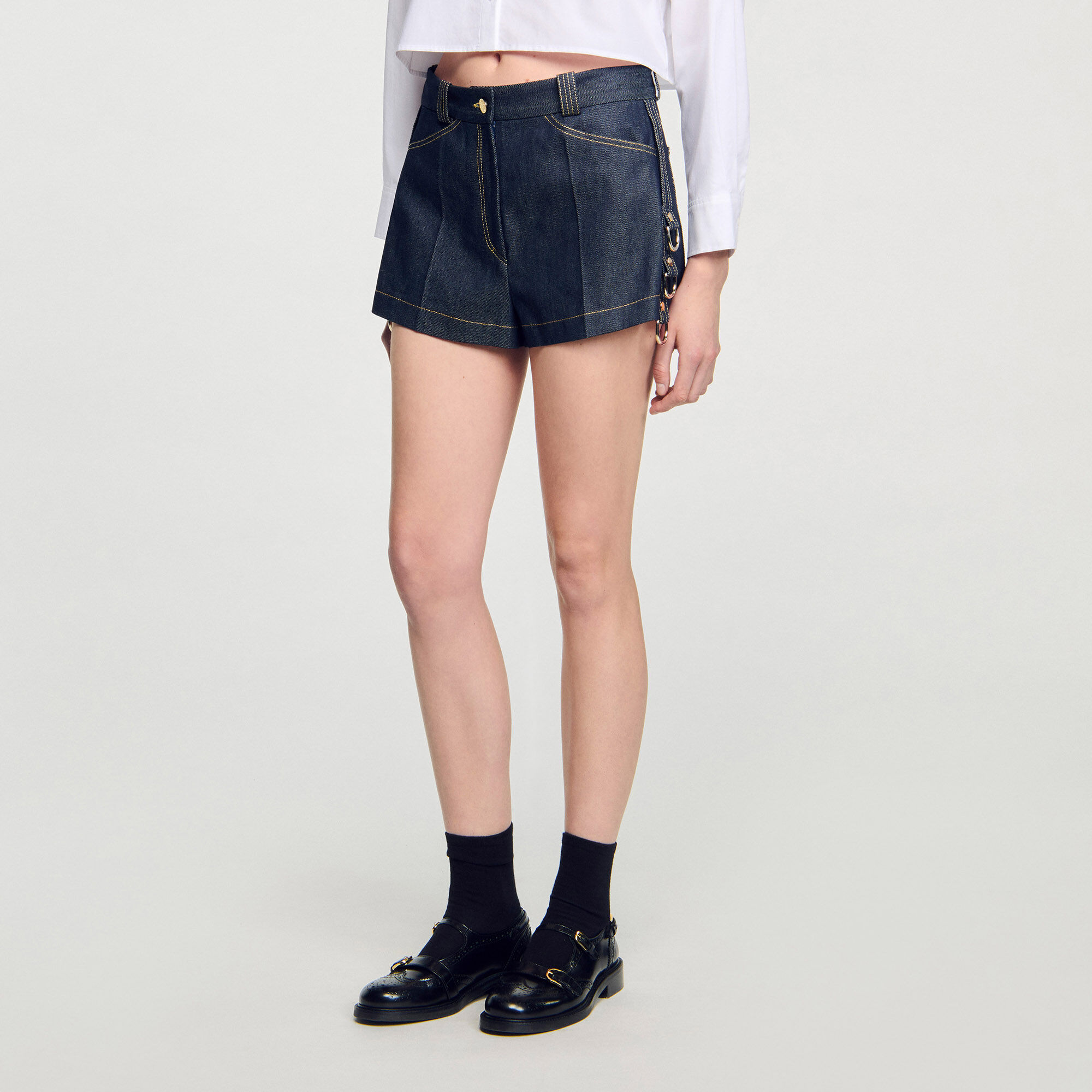 Shorts in denim