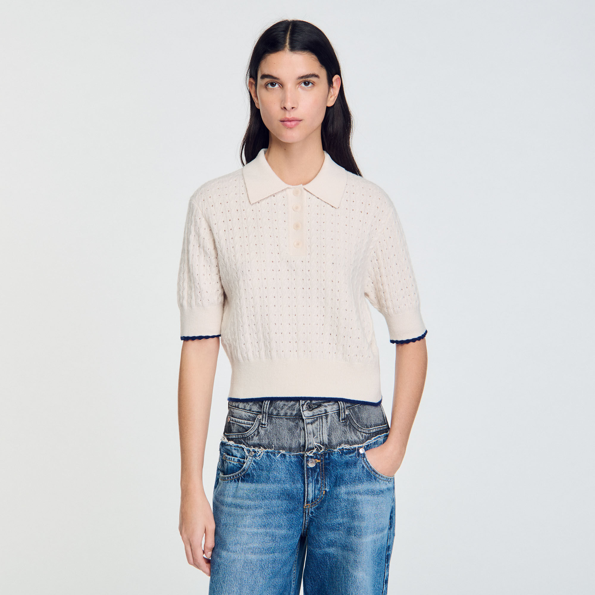 Maglione corto con bordino a contrasto