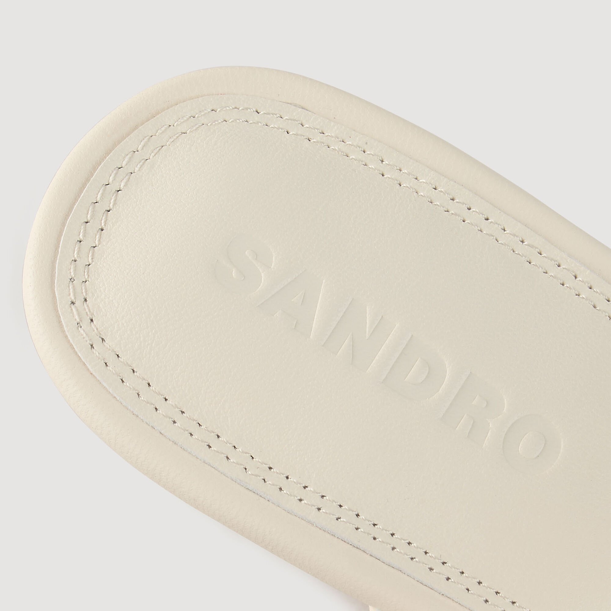 Sandali con listini