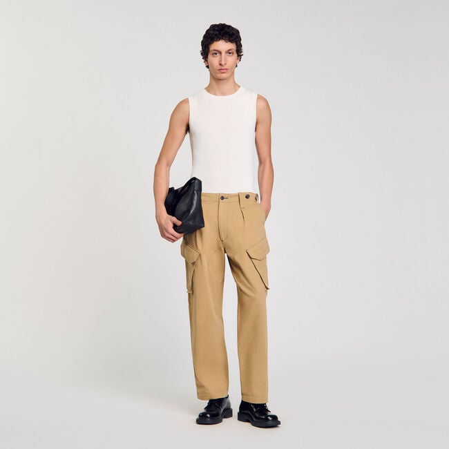 Pantaloni militari