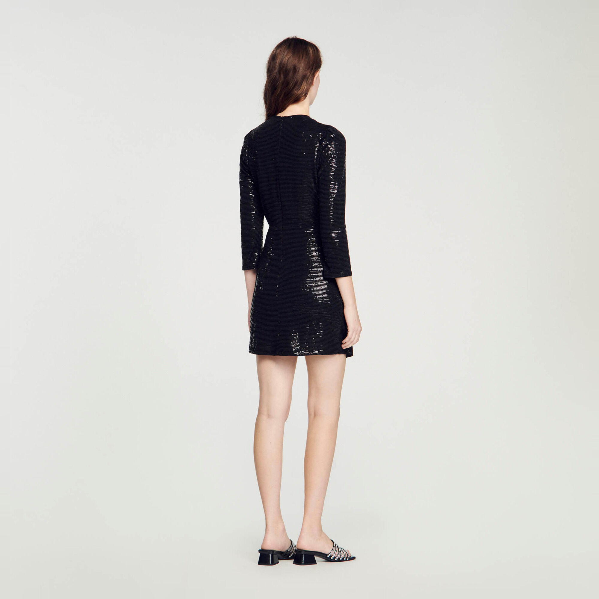 Abito corto con lustrini