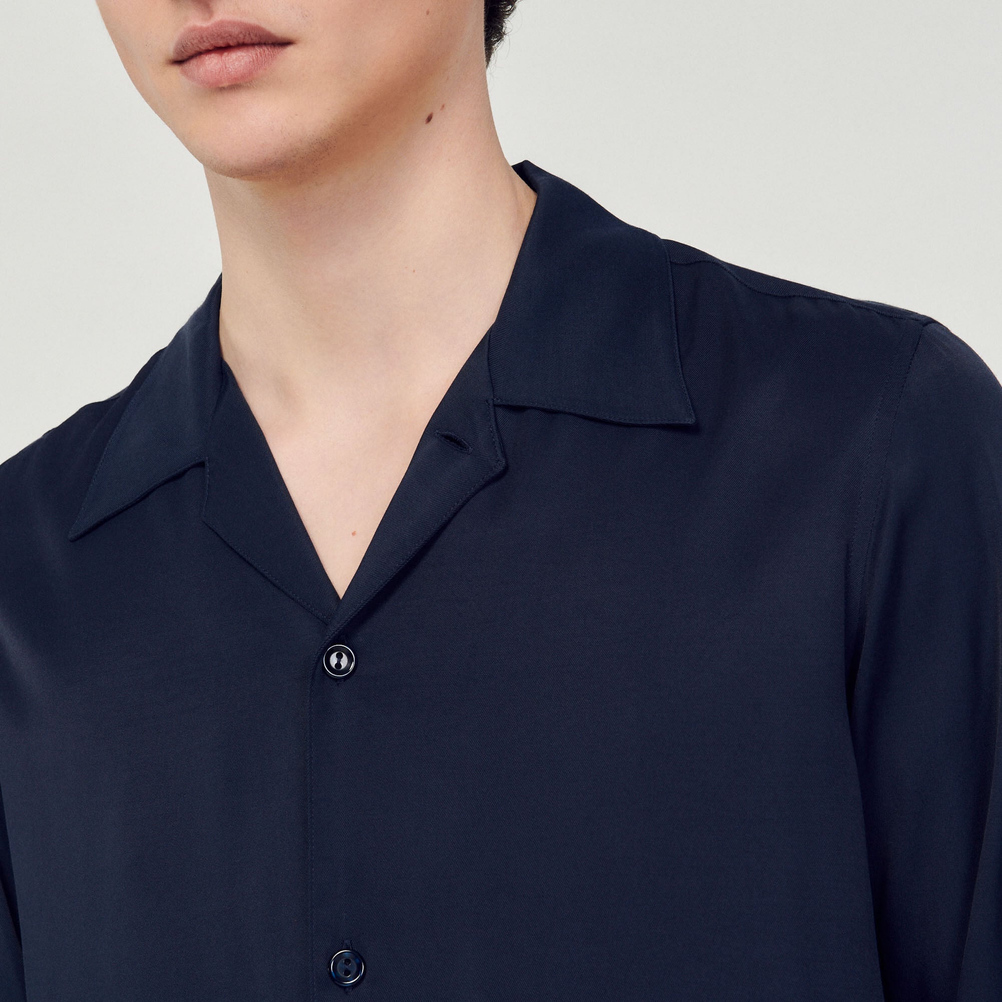 Camicia fluida con collo a pescecane - Uomo | Sandro