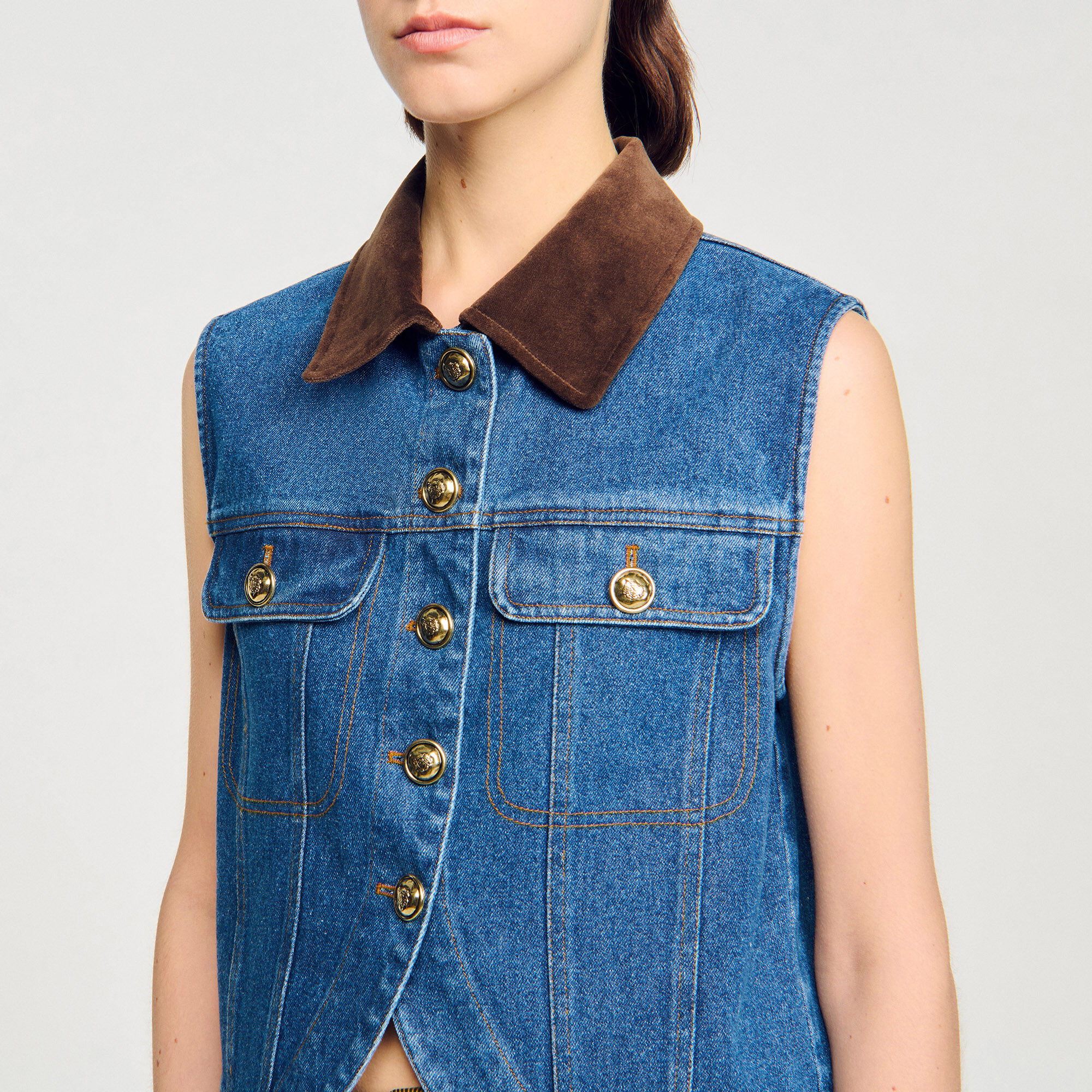 Giubbotto smanicato in denim