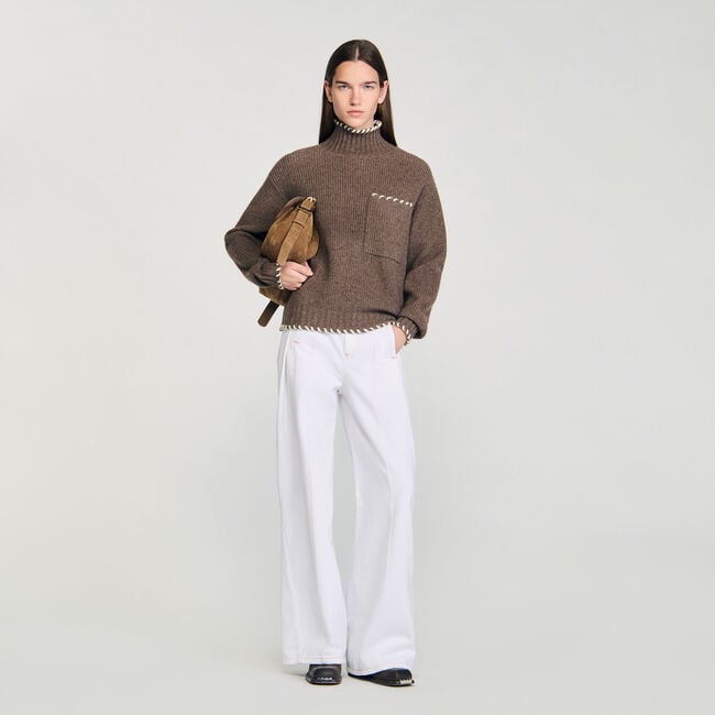 Maglione ampio con collo alto