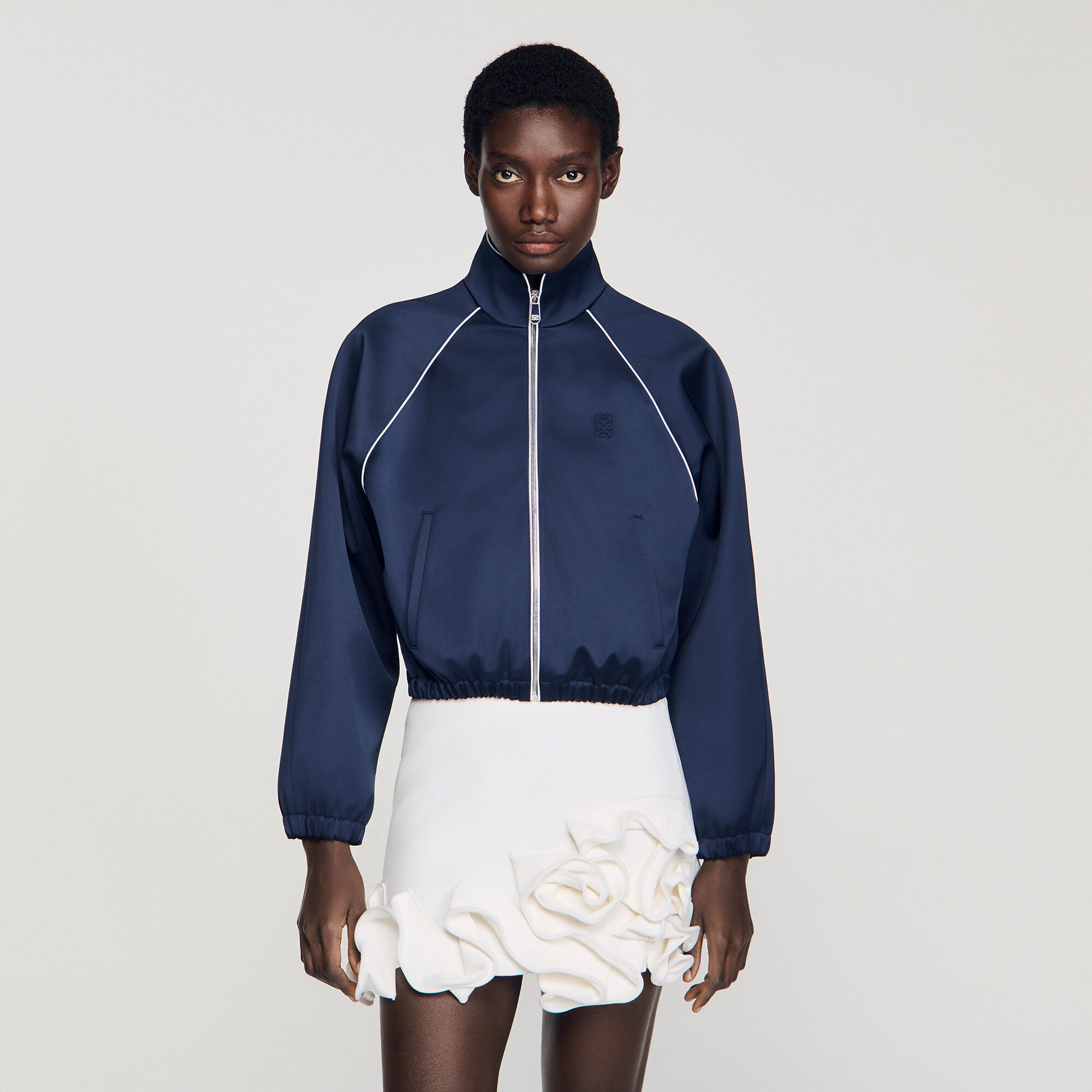 Giubbotto corto raso logo ricamo