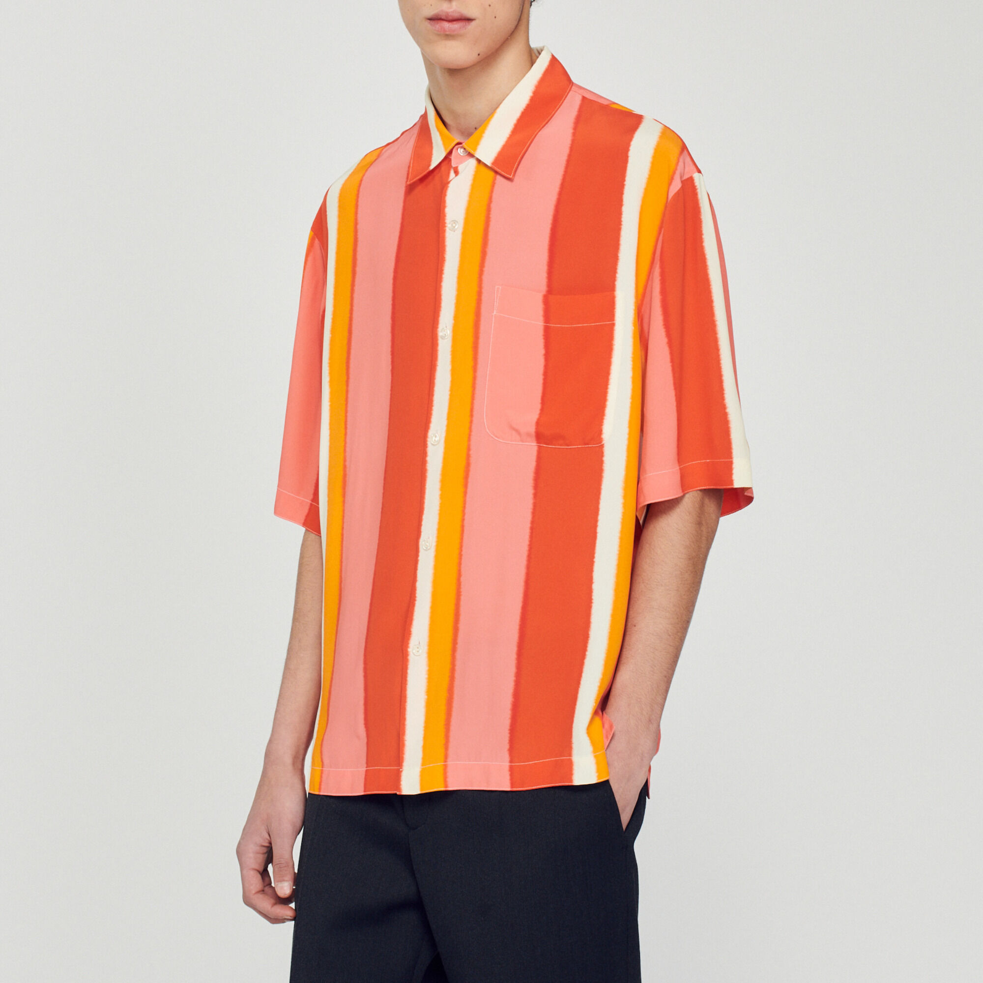 Camicia fluida a righe a maniche corte