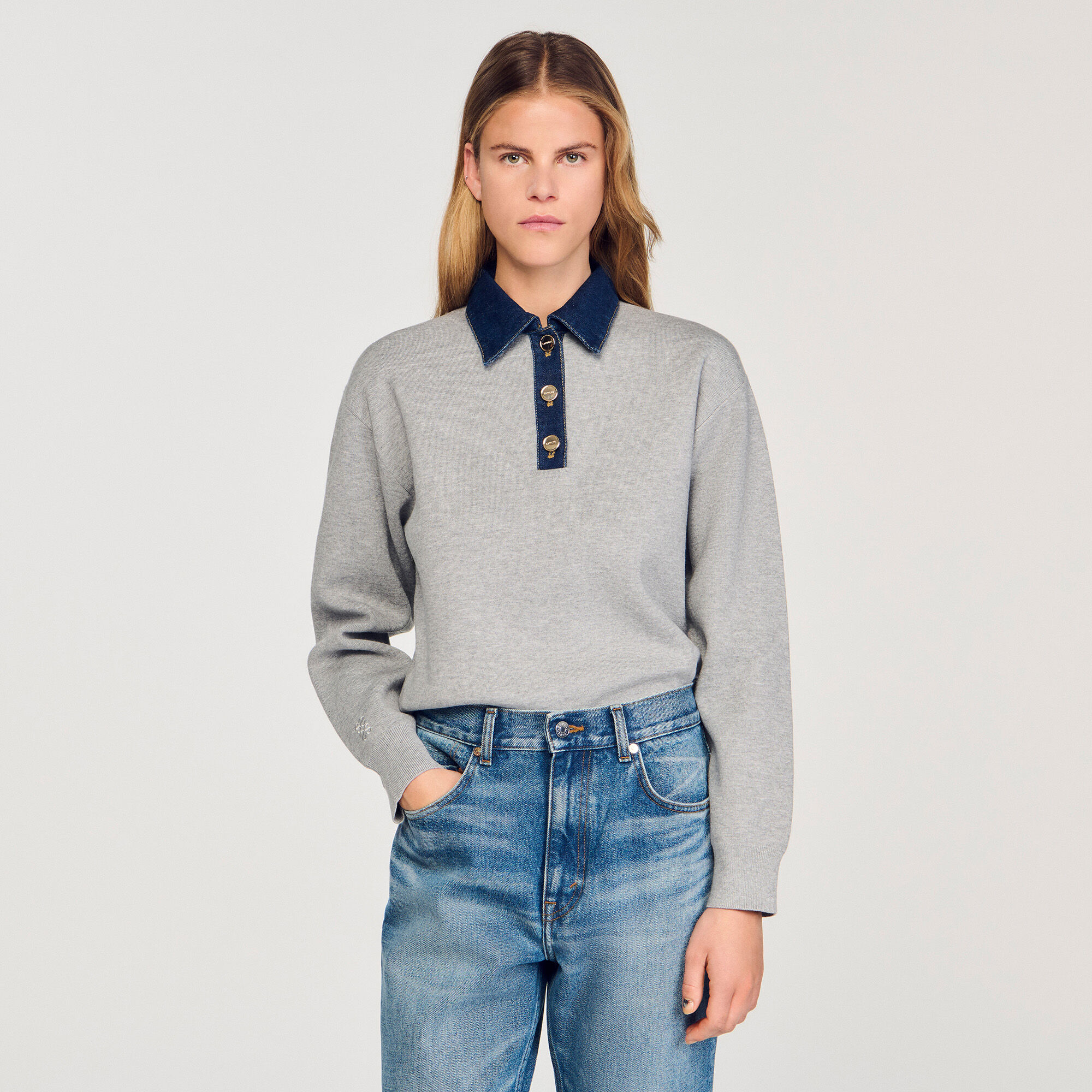 Maglione con colletto in jeans