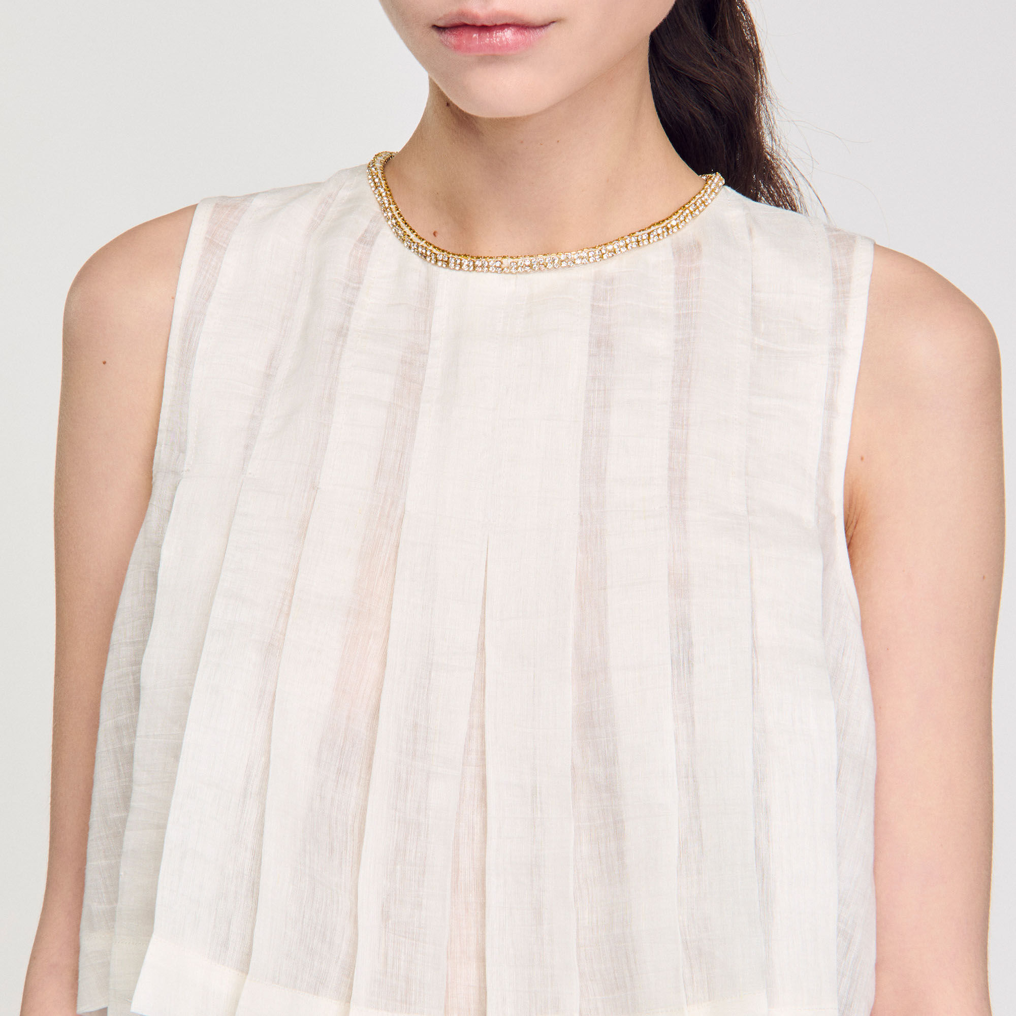 Crop top plissettato collo strass