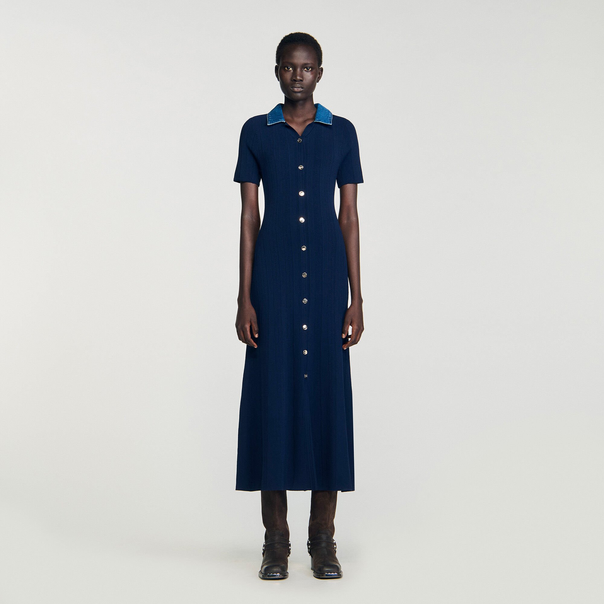 Abito lungo maglia colletto denim