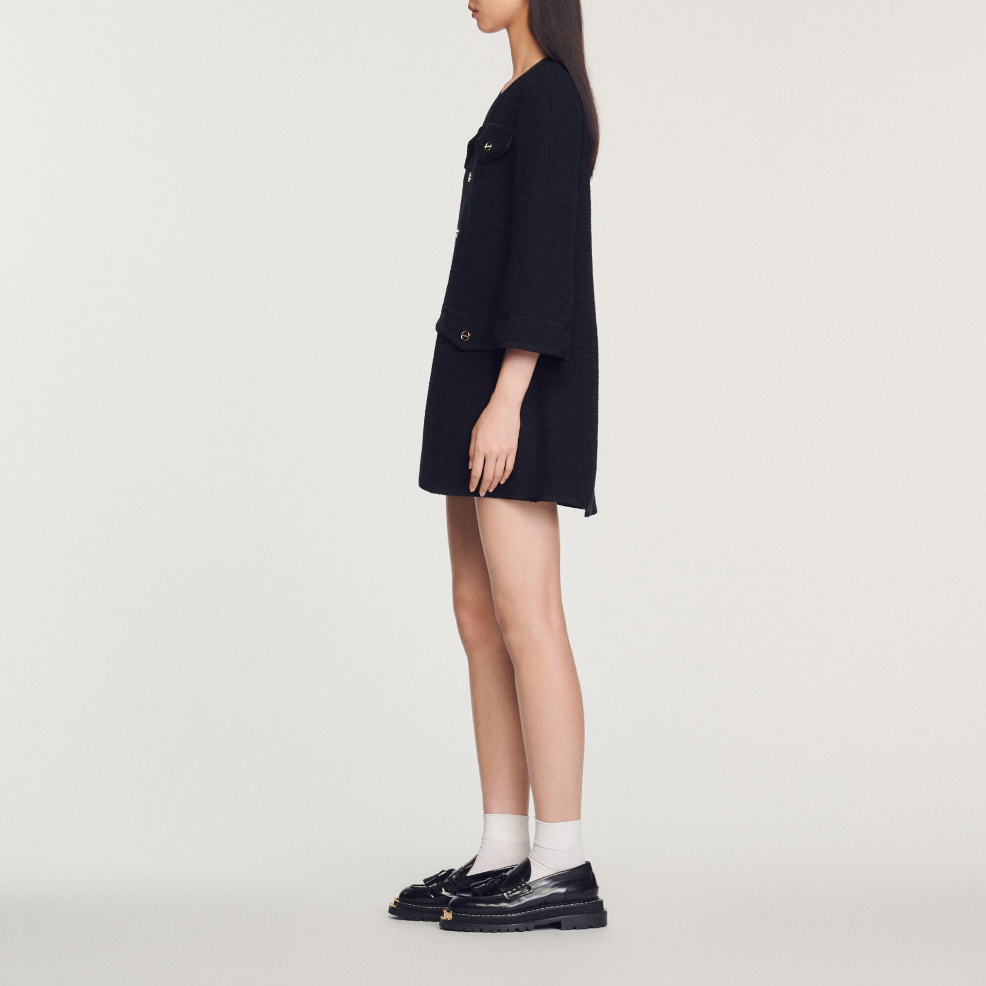 Abito corto in tweed a maniche lunghe