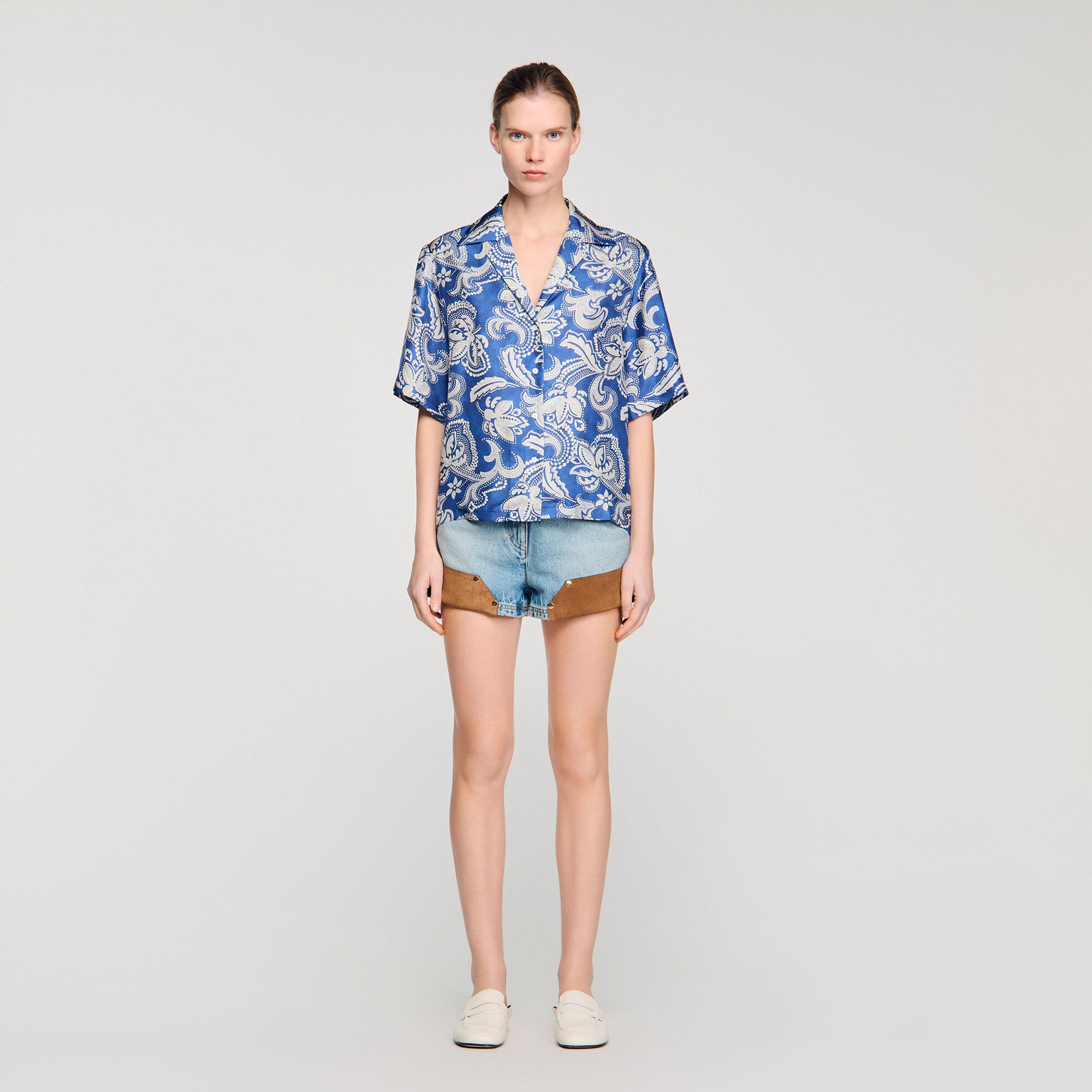 Camicia con stampa floreale