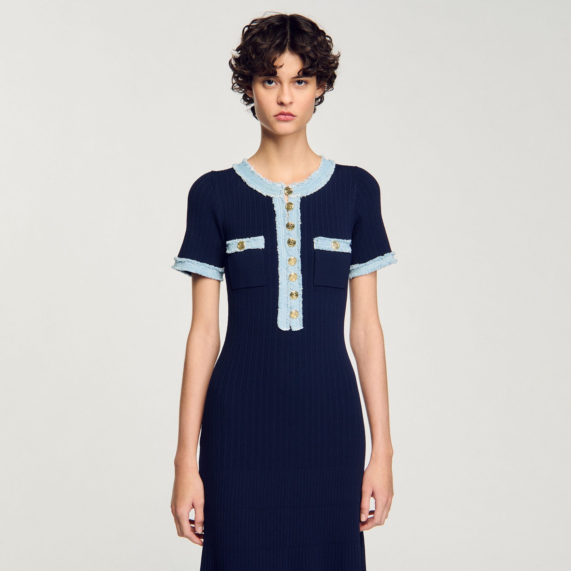 Abito midi in maglia e denim