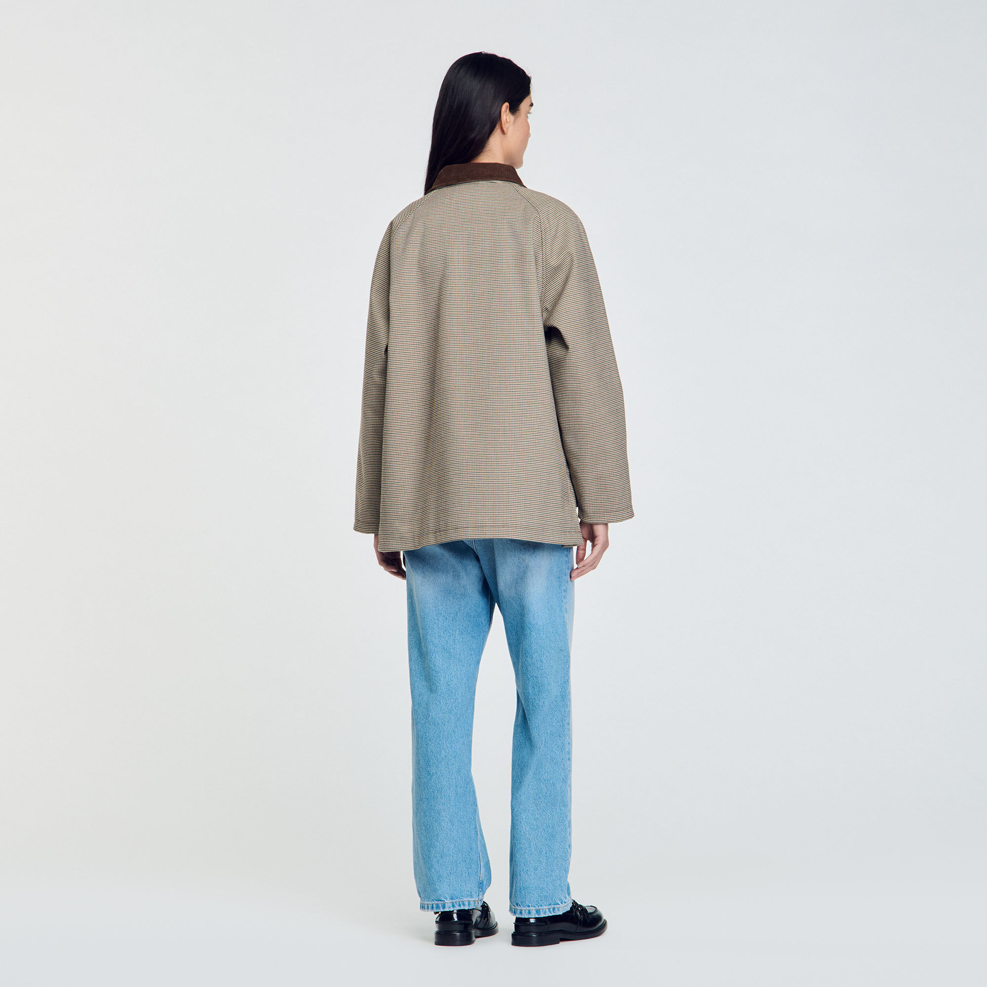 Cappotto a quadri con colletto vellutato