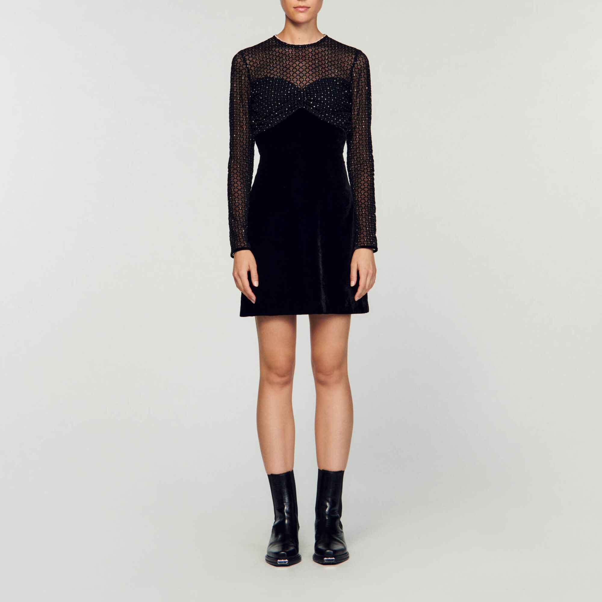 Abito in velluto e strass