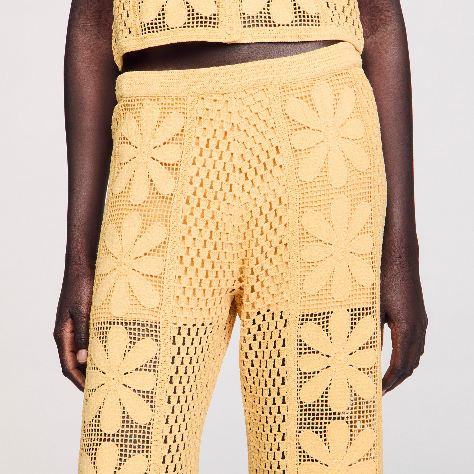 Pantaloni dritti in crochet