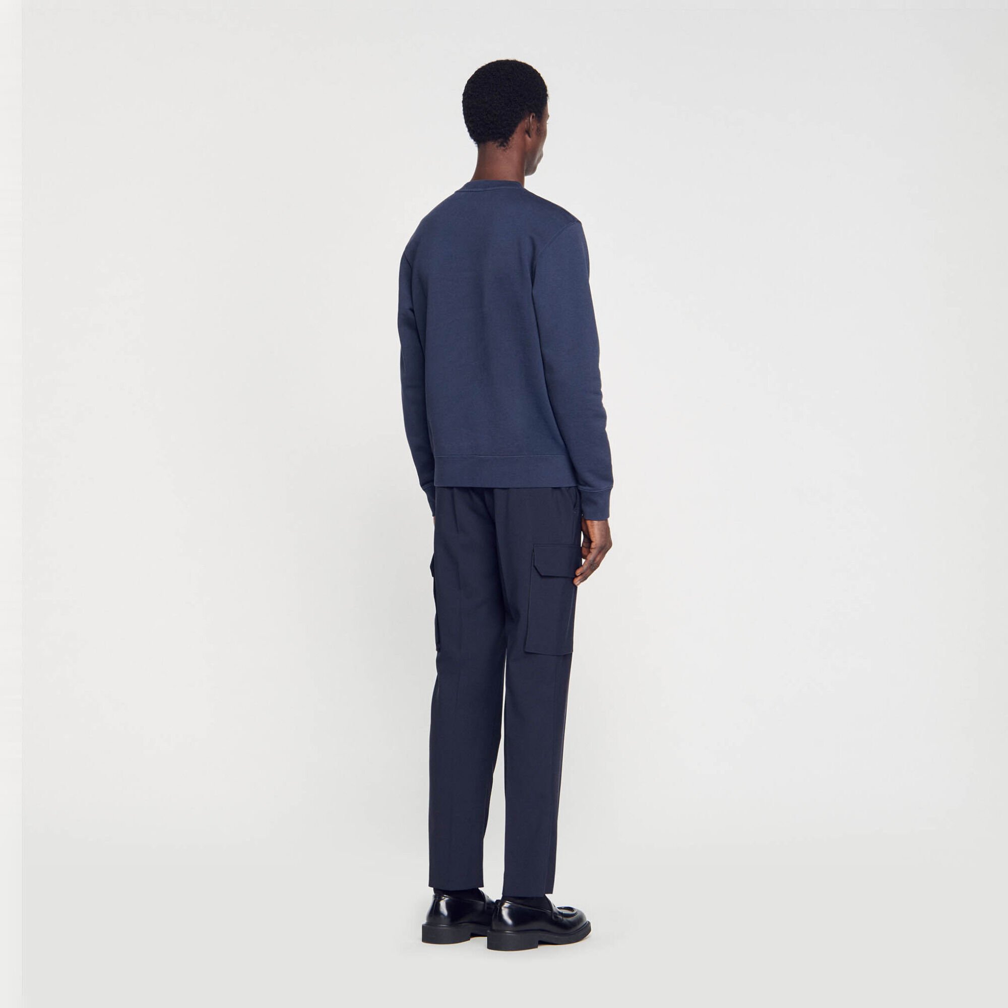 Felpa in tessuto ricamato