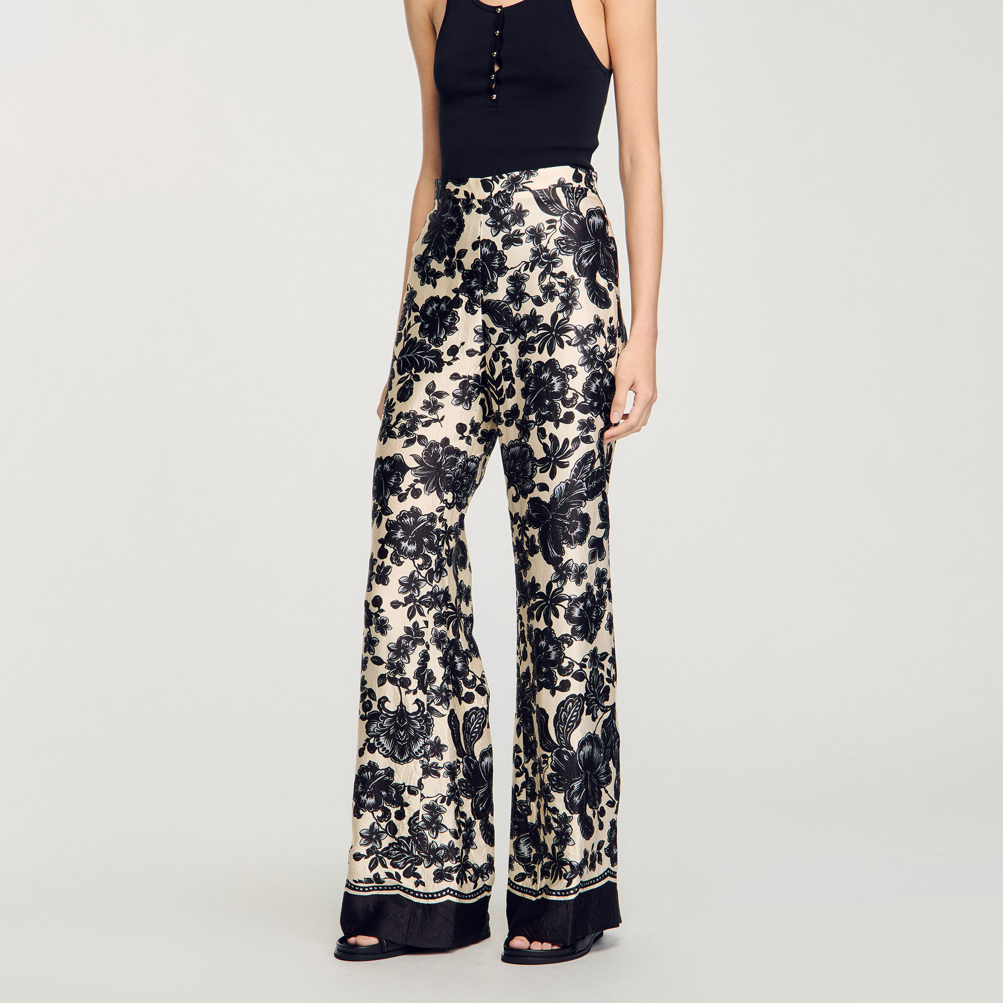 Pantaloni con stampa a fiori