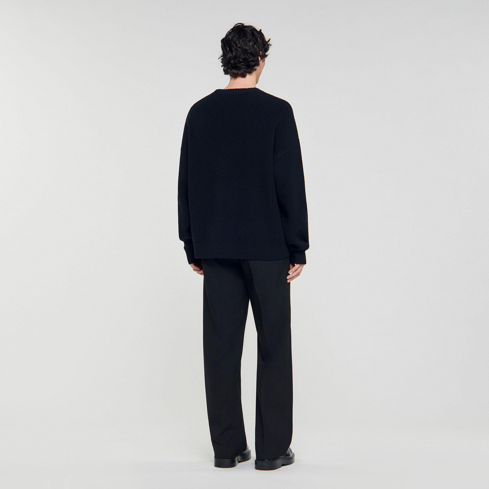 Maglione a coste in maglia