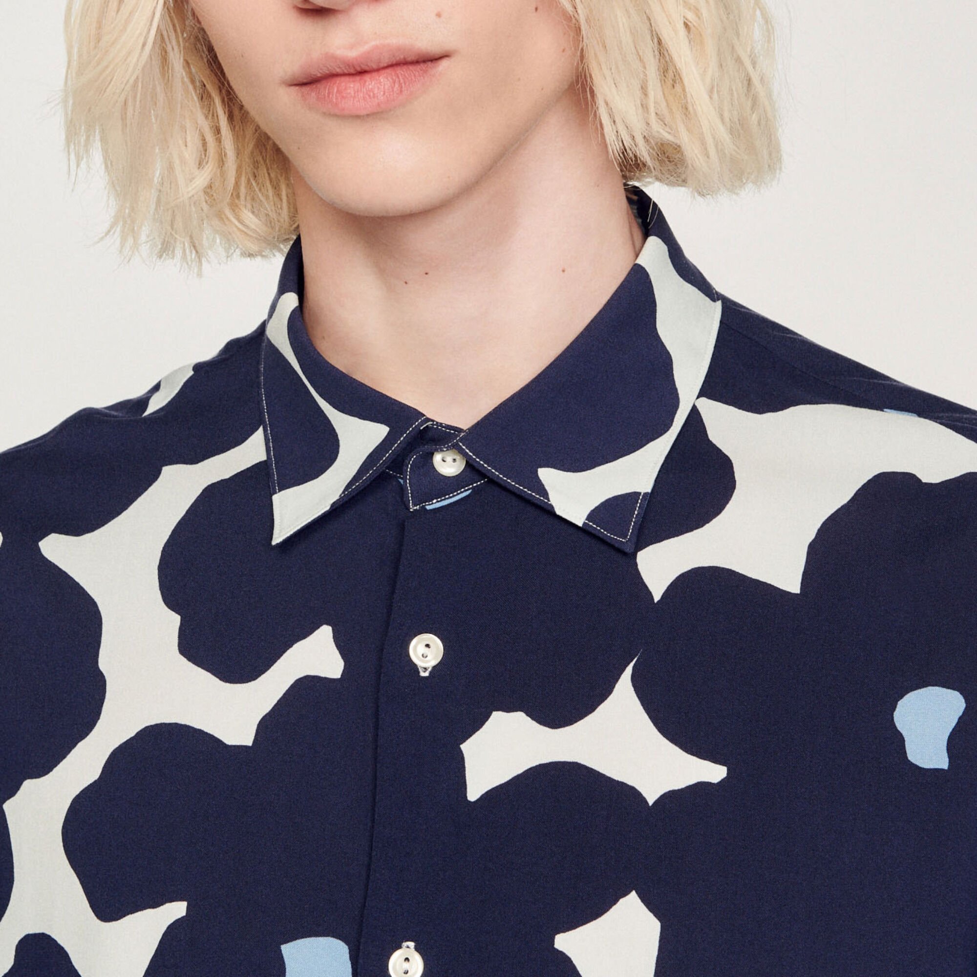 Camicia con stampa floreale