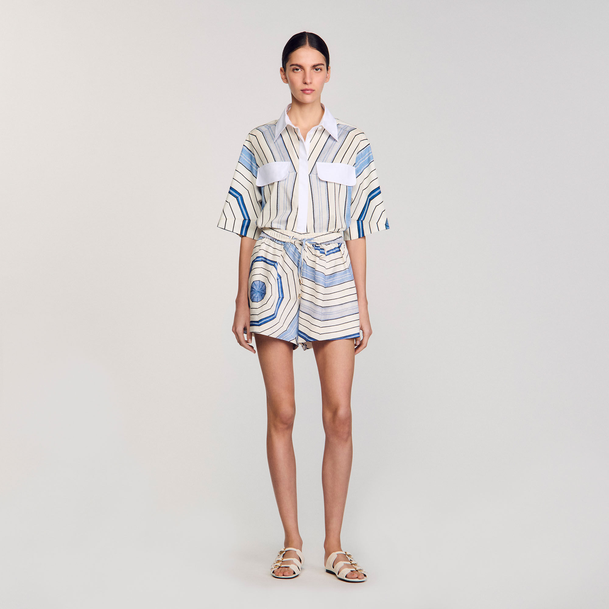 Shorts con stampa a spirali