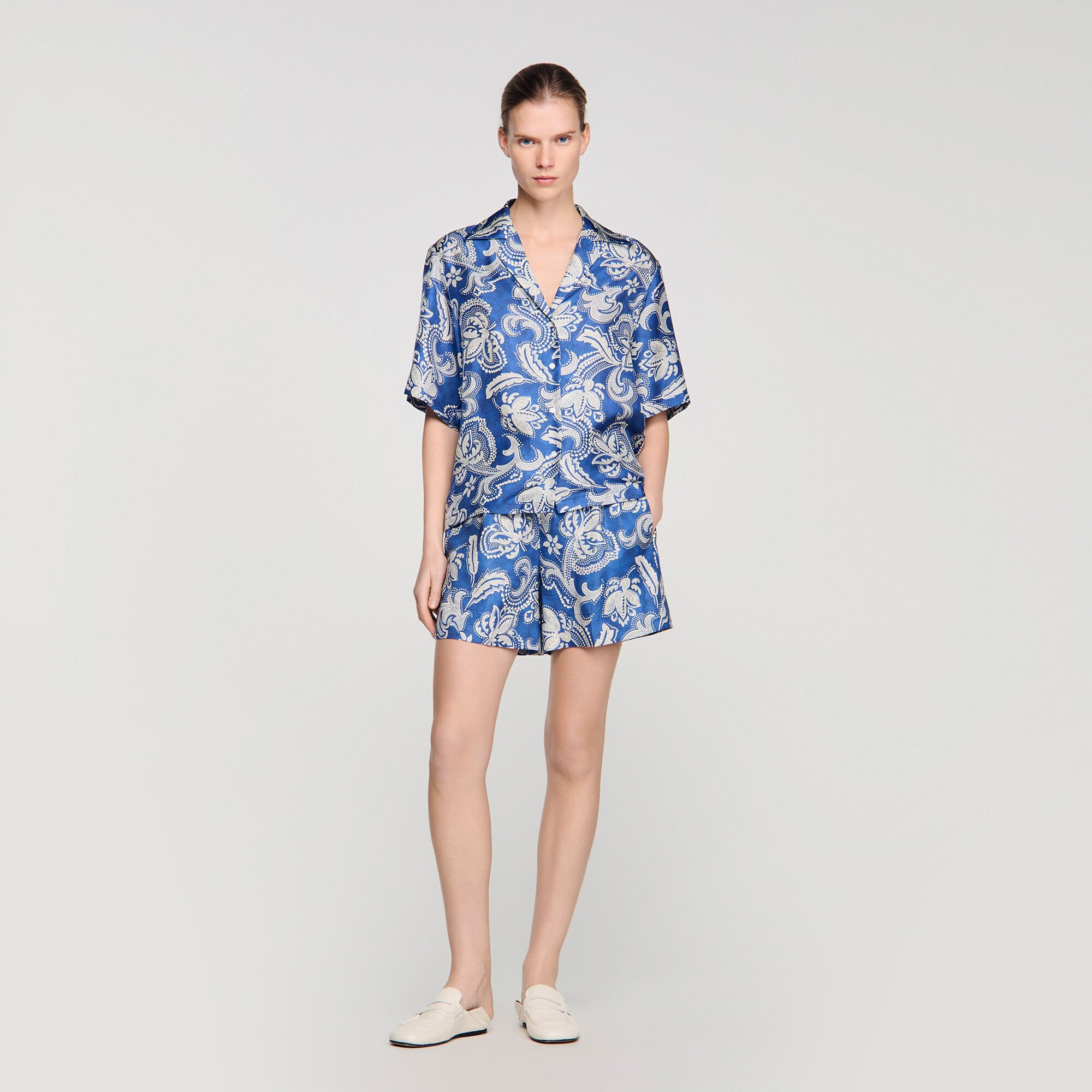 Shorts corti con stampa a fiori