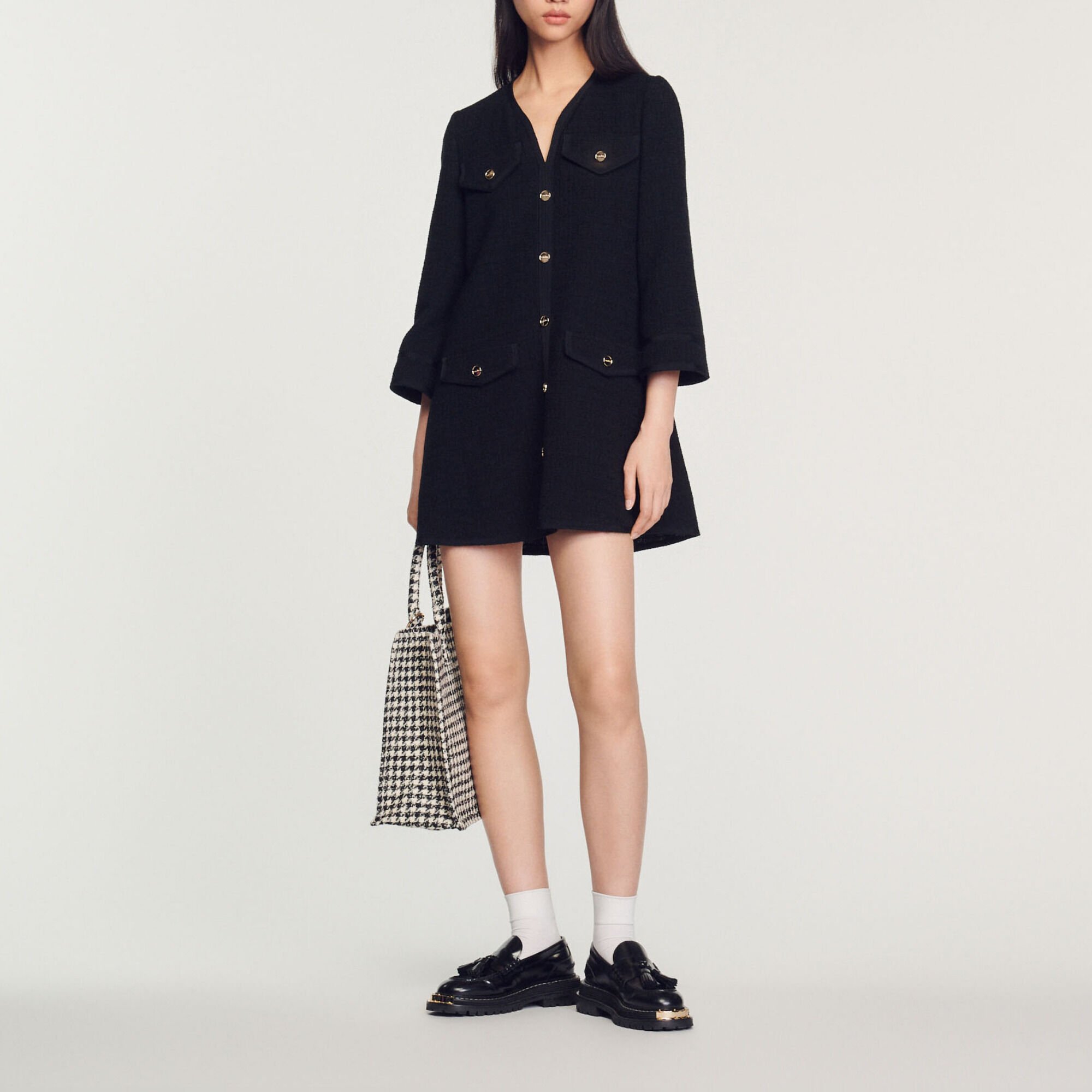 Abito corto in tweed a maniche lunghe