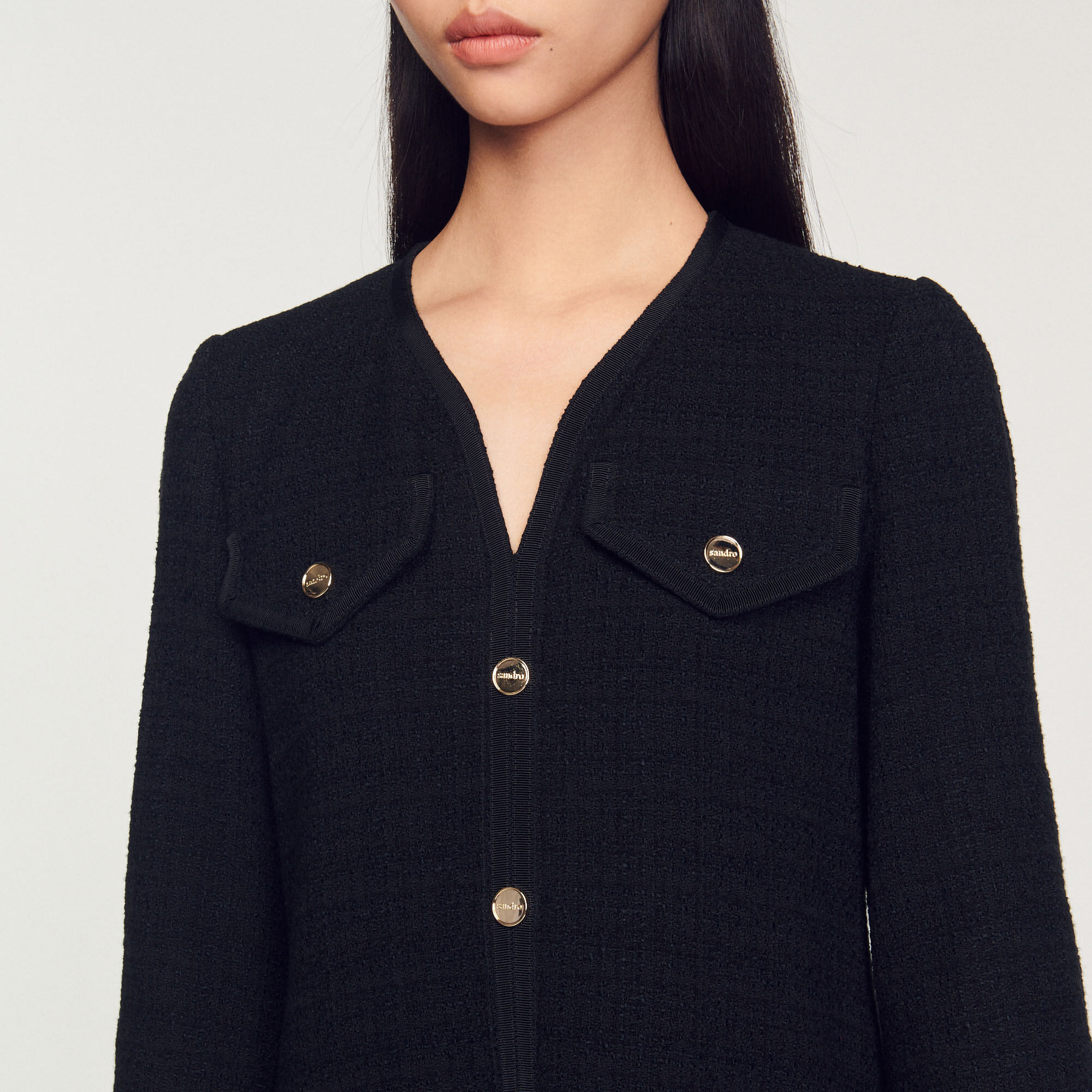 Abito corto in tweed a maniche lunghe